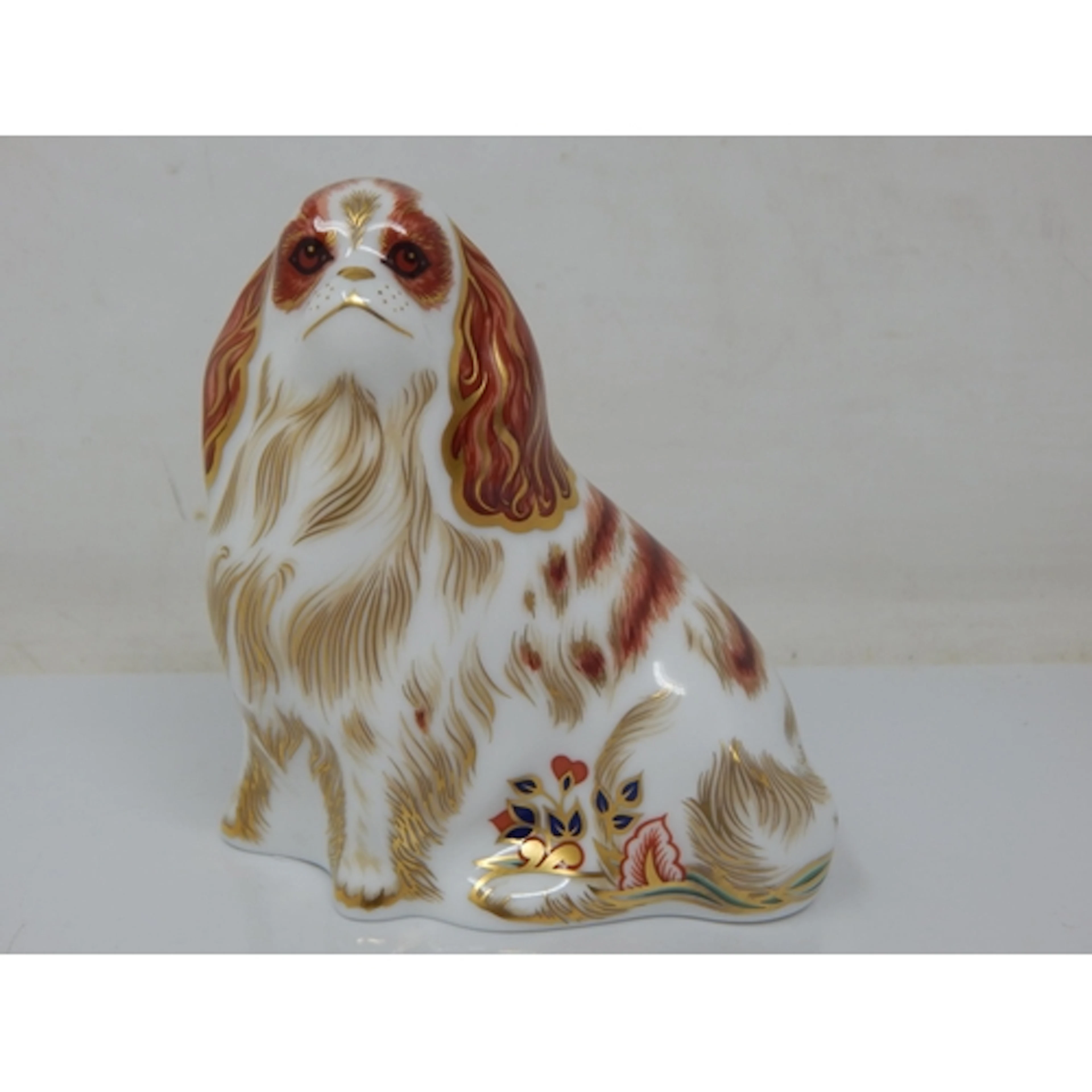 Royal Crown Derby Cavalier King Charles Spaniel. Gold Stoppe...
