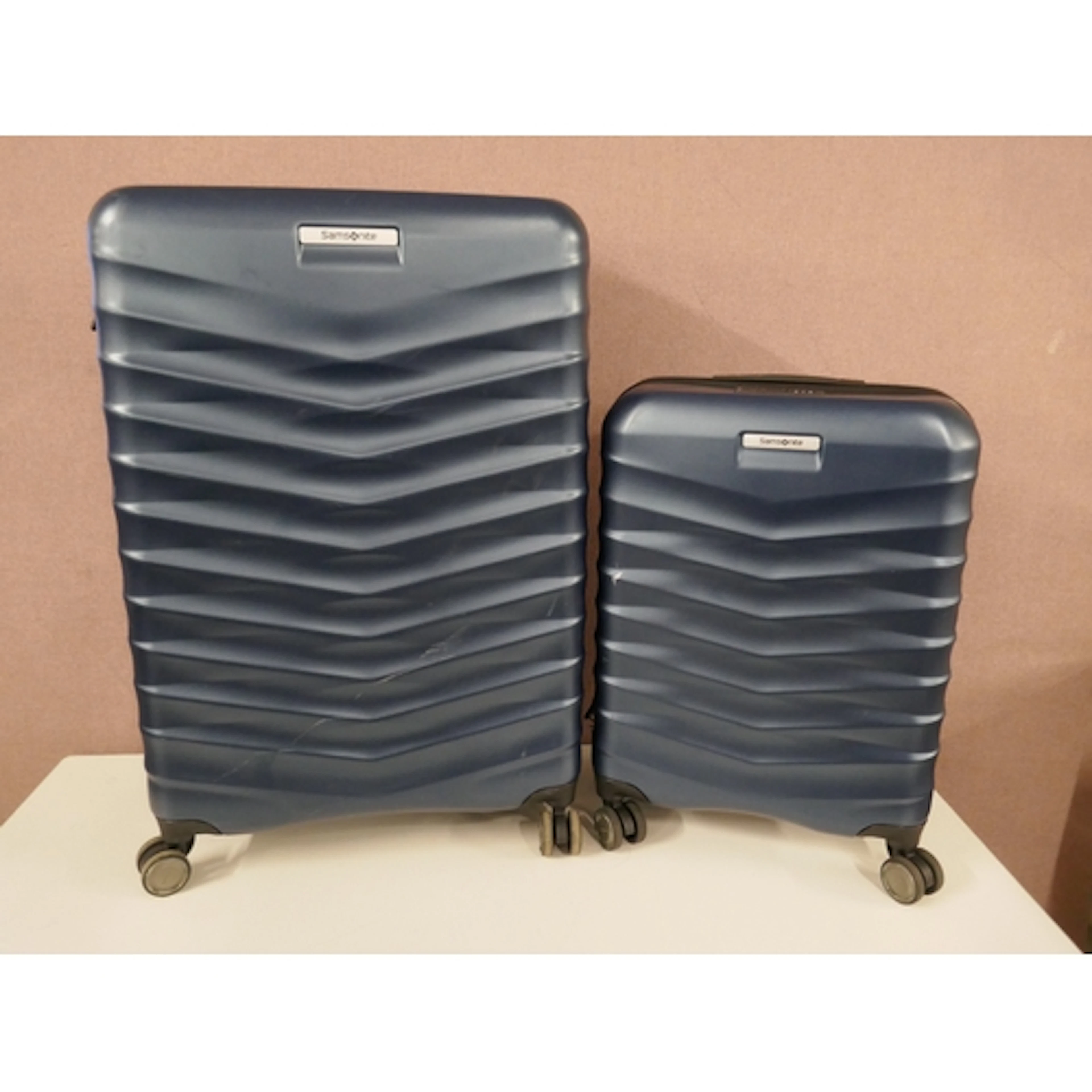 A Samsonite Precision 2 piece hardside suitcase set , origi...