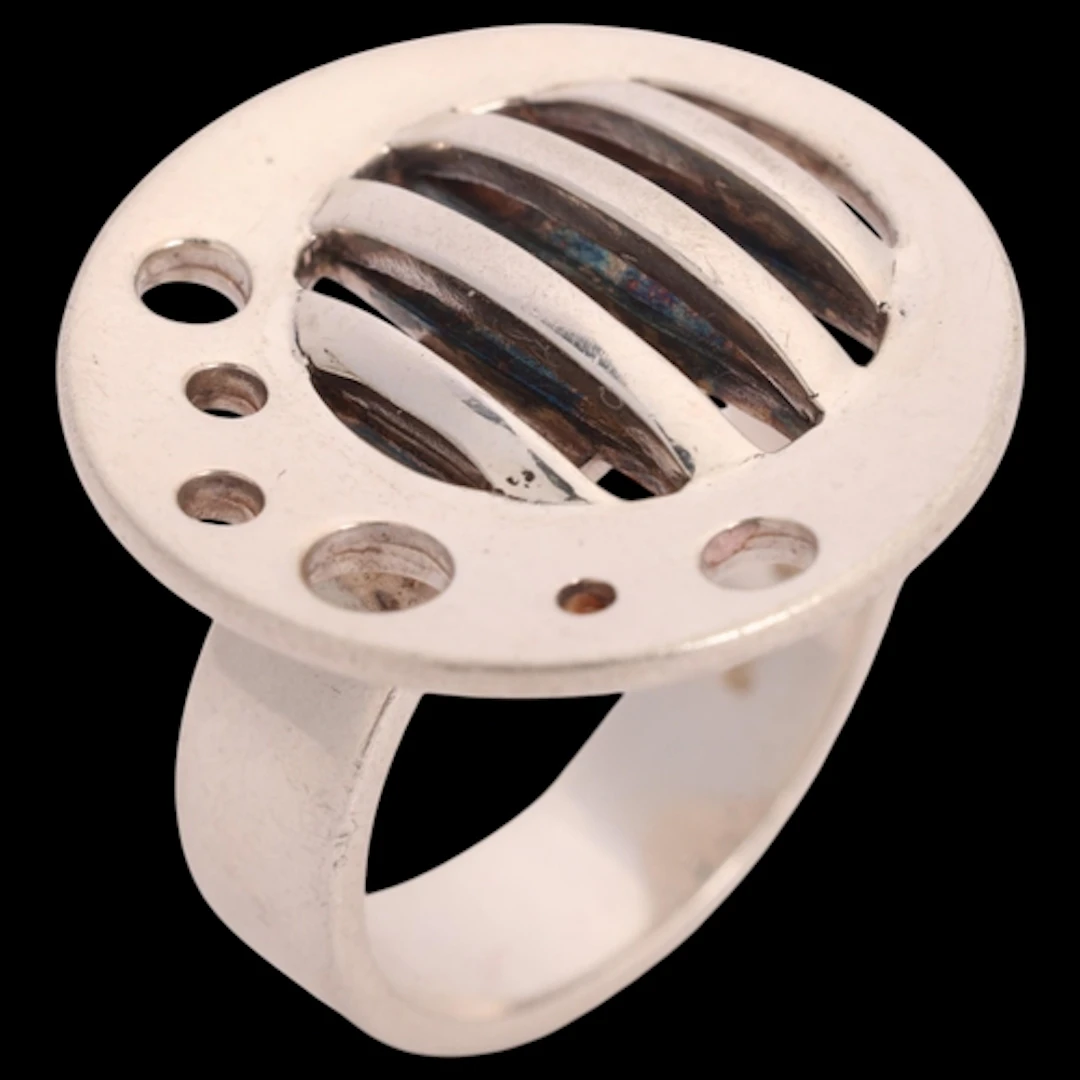 GULD OG SOLVE DESIGNS - a Danish modernist sterling silver a...