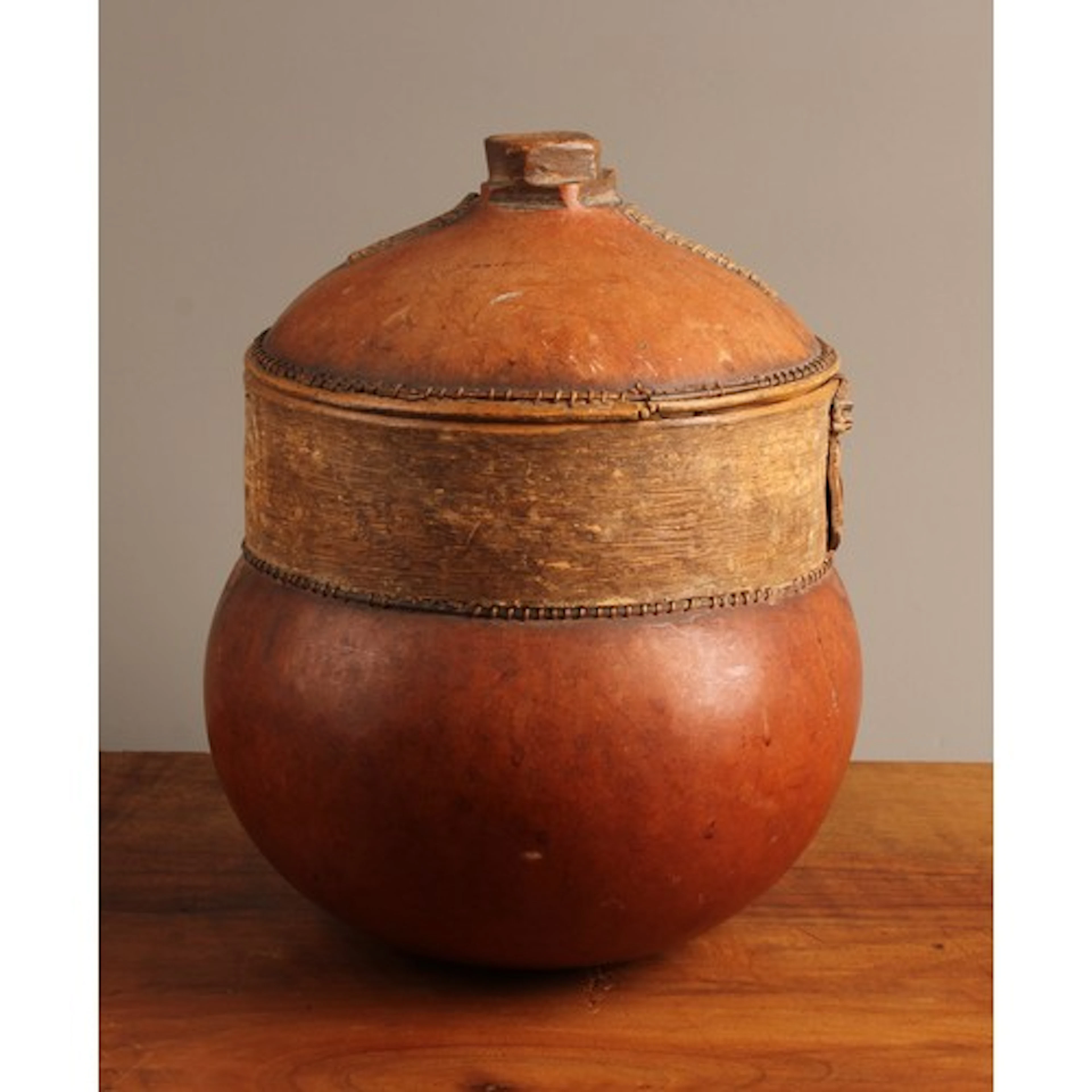 Tribal Art - a Senufo gourd jar and cover, bentwood collar, ...