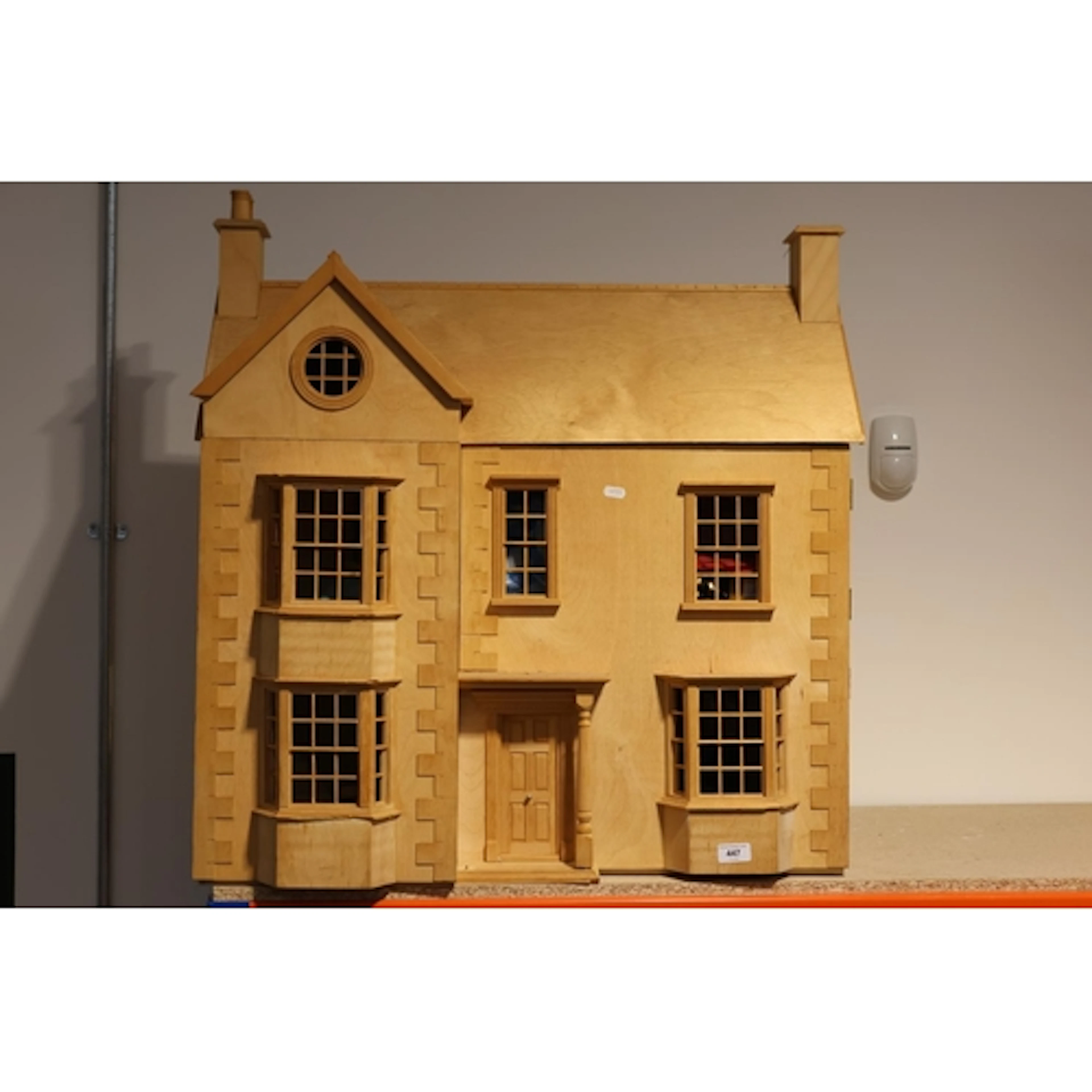 Angelsey Dolls House wood built dolls house model with furni...
