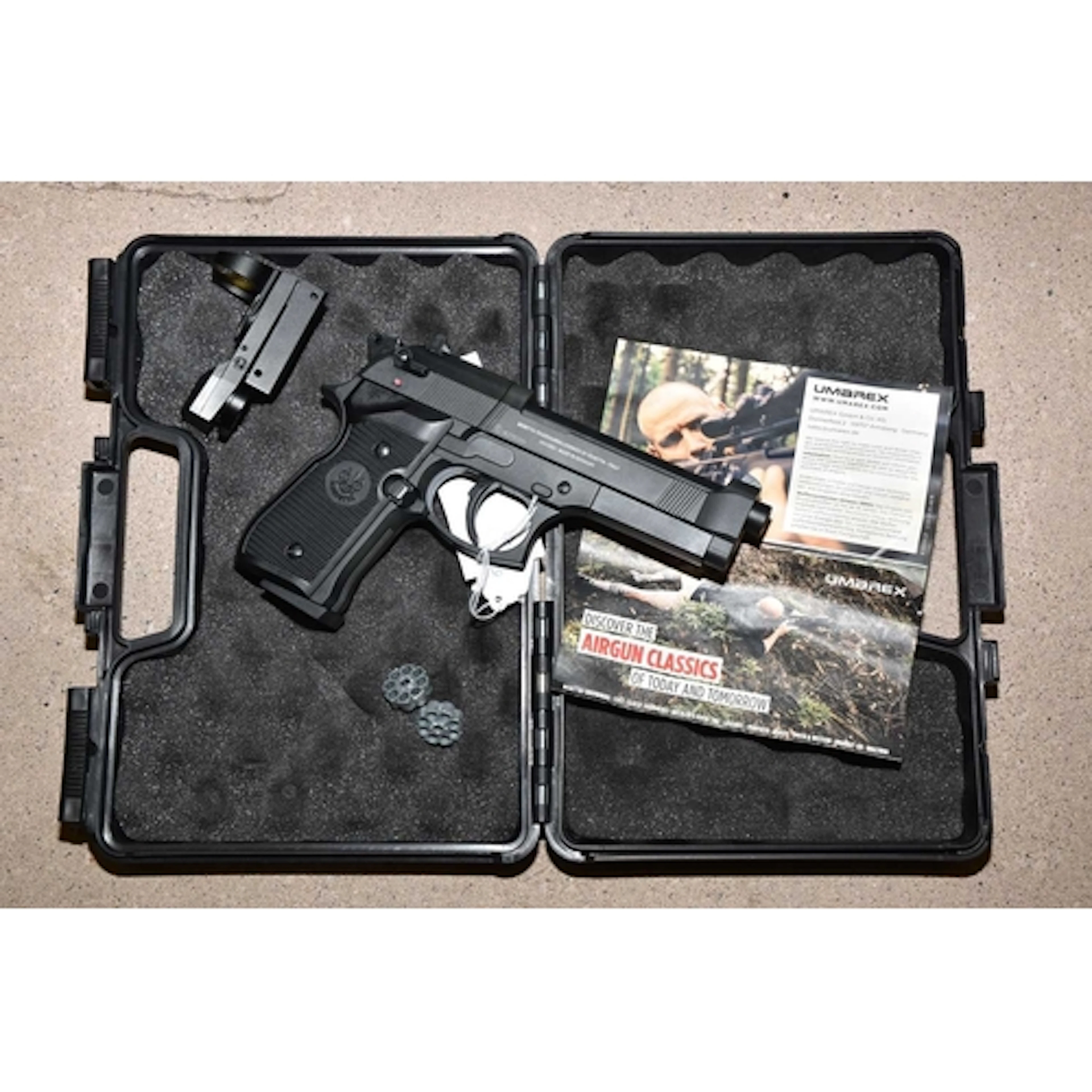 A CASED UMAREX PIETRO BERETTA GARDONE V.T. MOD.92 FS .177 CO...
