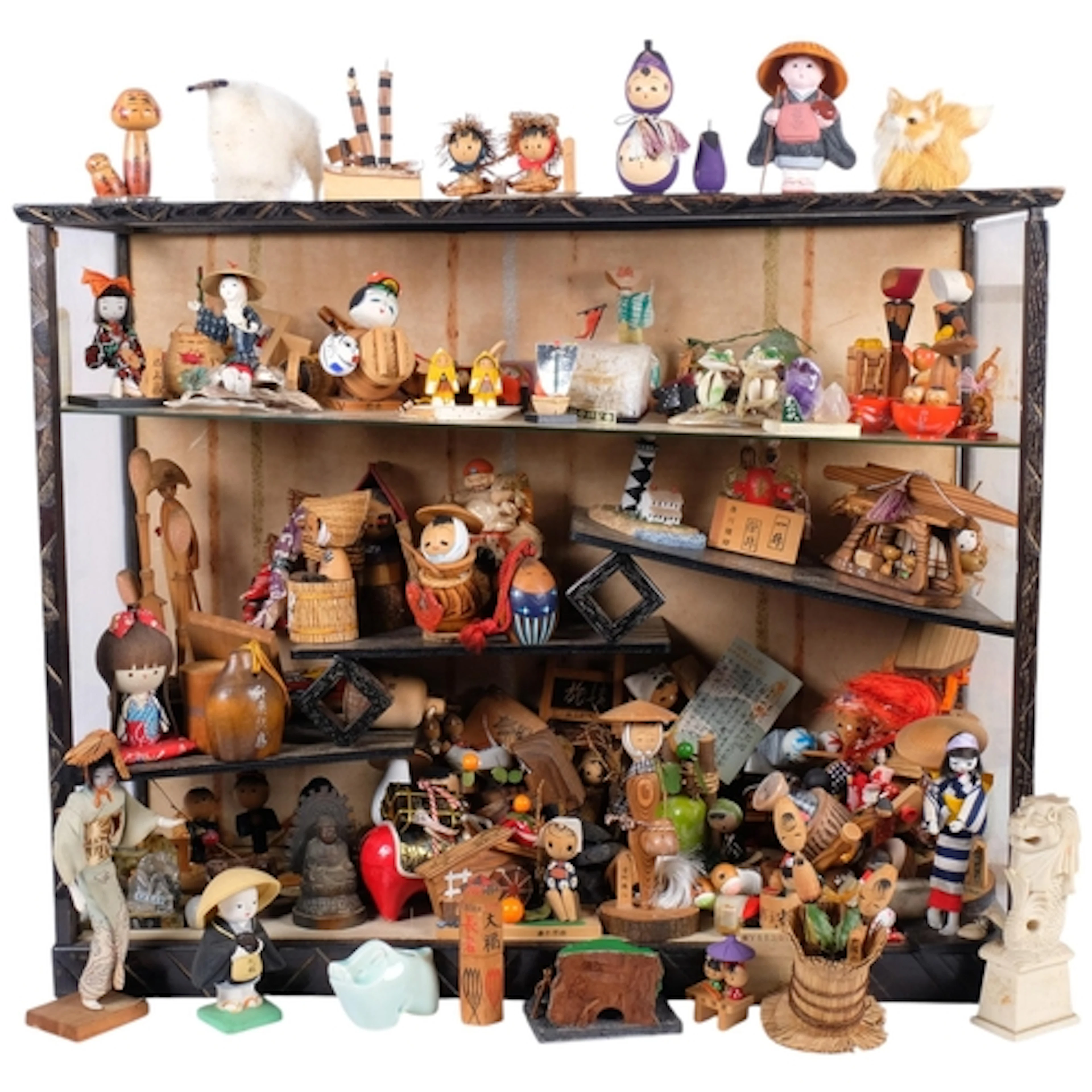 A collection of Vintage Japanese dolls and doll's ornaments,...
