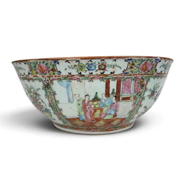 A CHINESE EXPORT CANTONWARE FAMILLE ROSE PUNCH BOWL 38cm x 1...