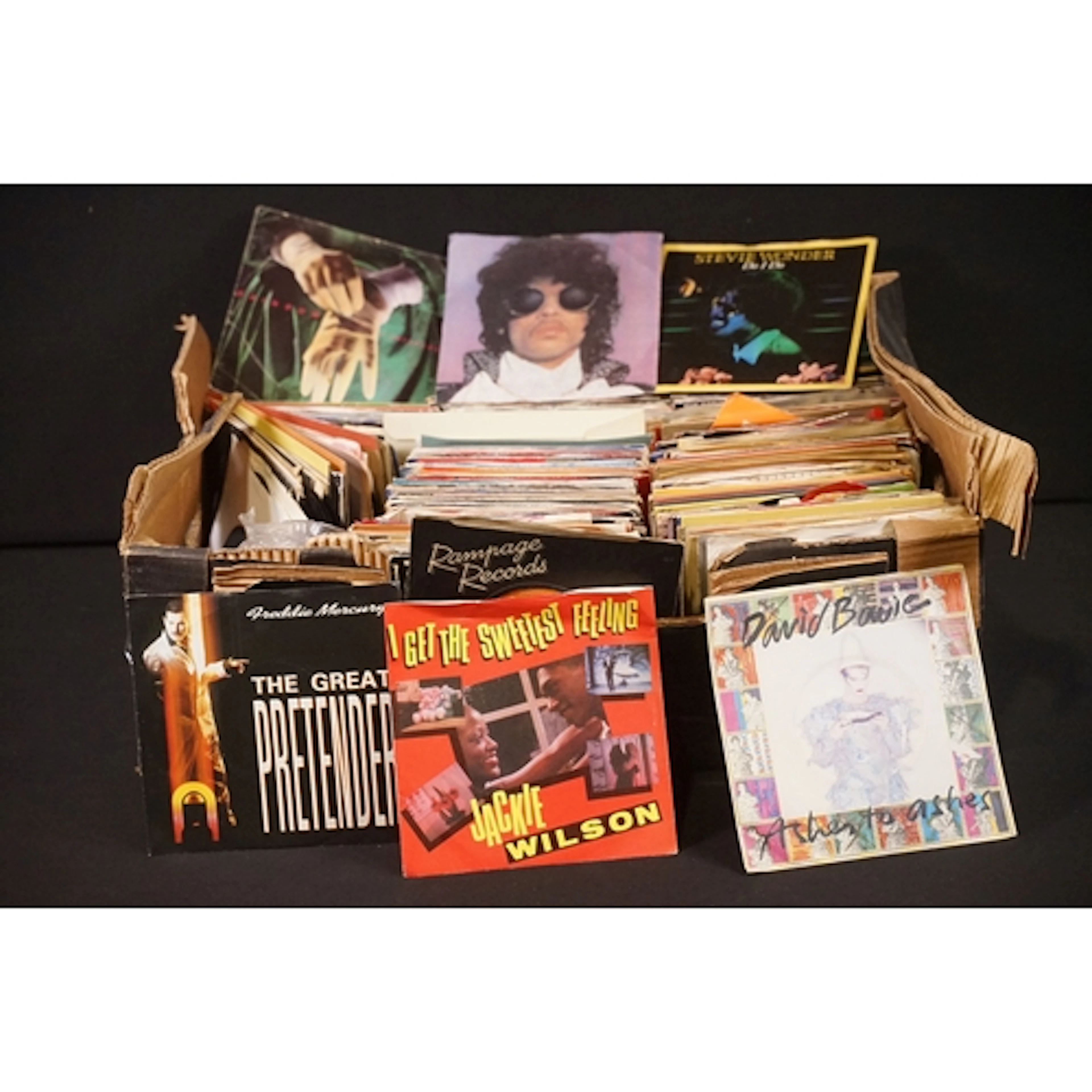 Vinyl - Over 250 Rock & Pop 7" singles to include Elvis Pres...