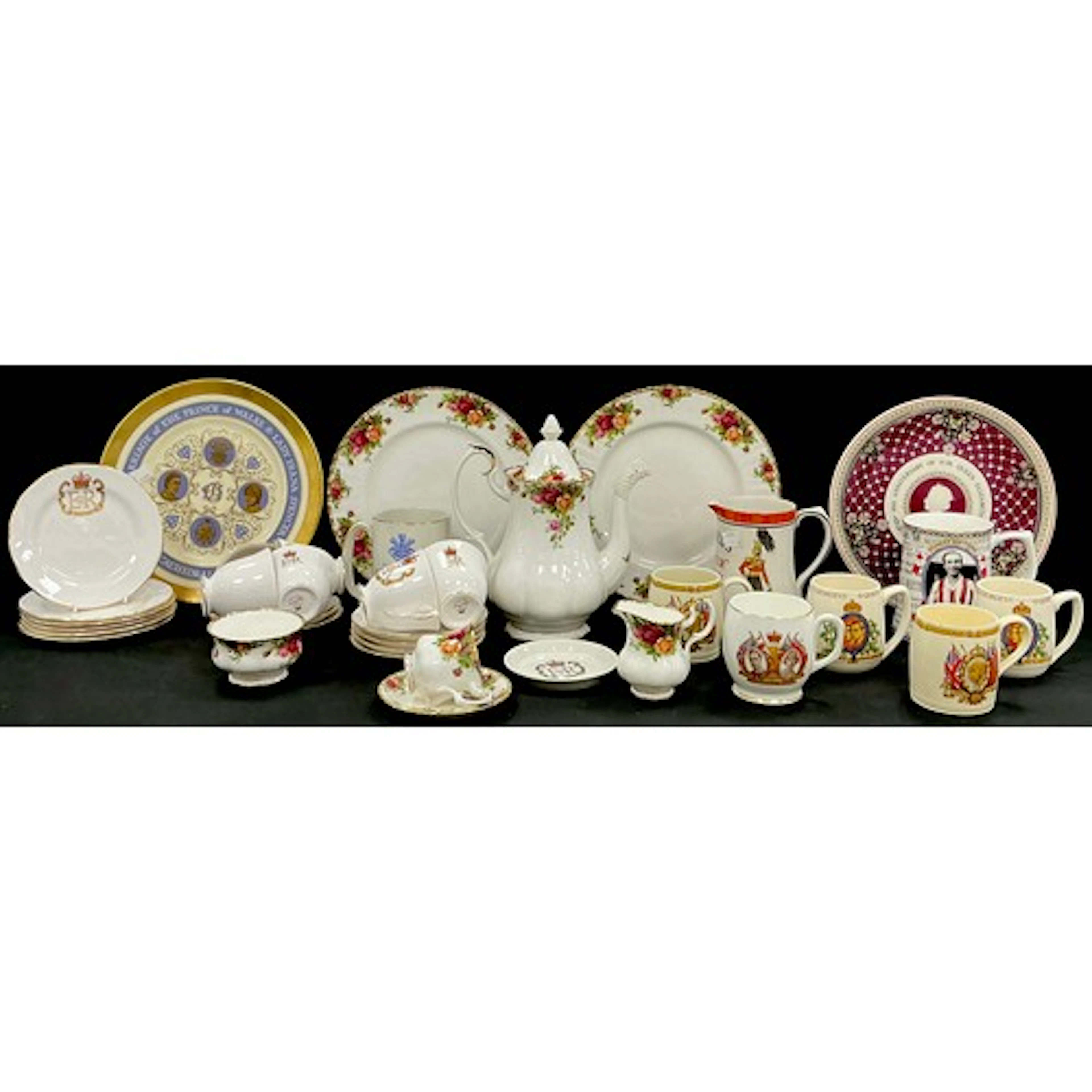 Royal commemorative ceramics - a Queen Elizabeth silver jubi...
