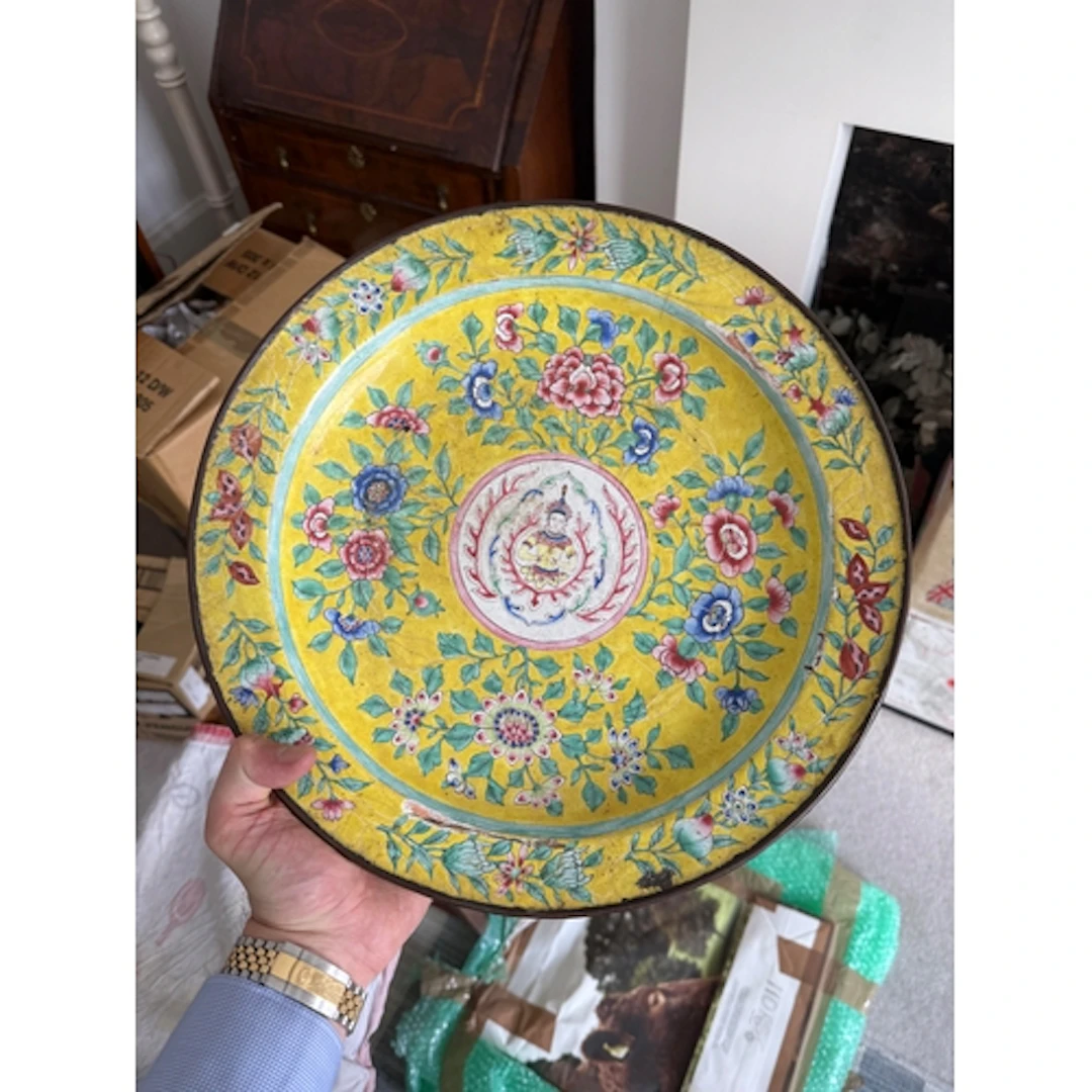 A 19TH CENTURY CHINESE THAI EXPORT ENAMEL DISH Yellow ground...