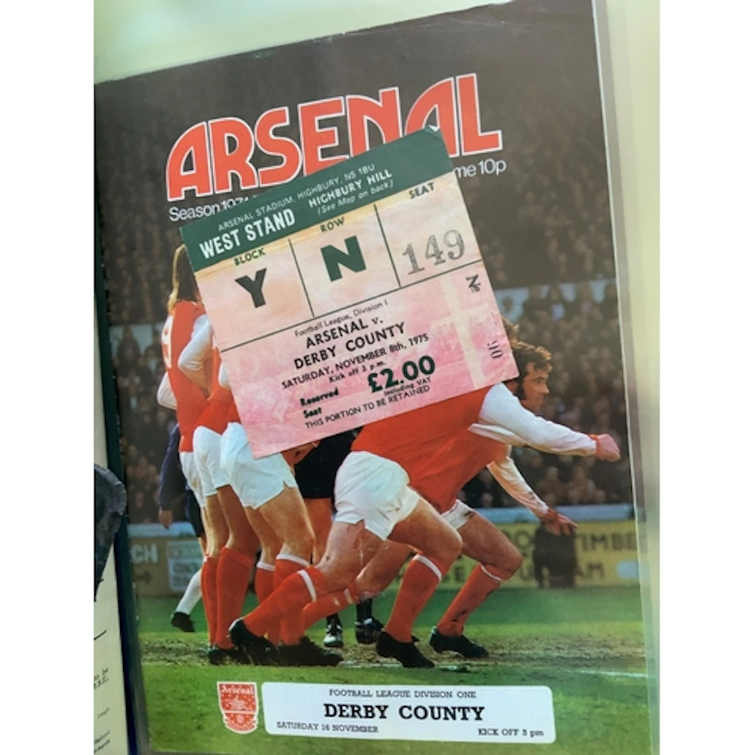 74/75 Arsenal Home Football Programmes + Tickets: 26 program...