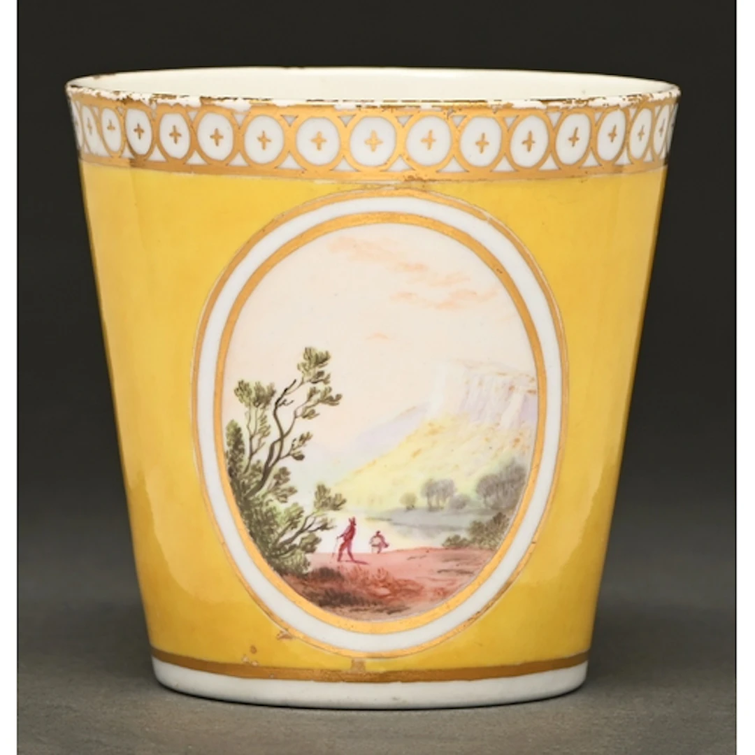 A Coalport beaker, Mansfield decorated, c1799-1800, painted ...