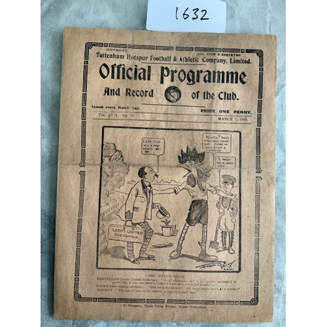 1924 - 1925 Tottenham v Leeds United Football Programme: Goo...