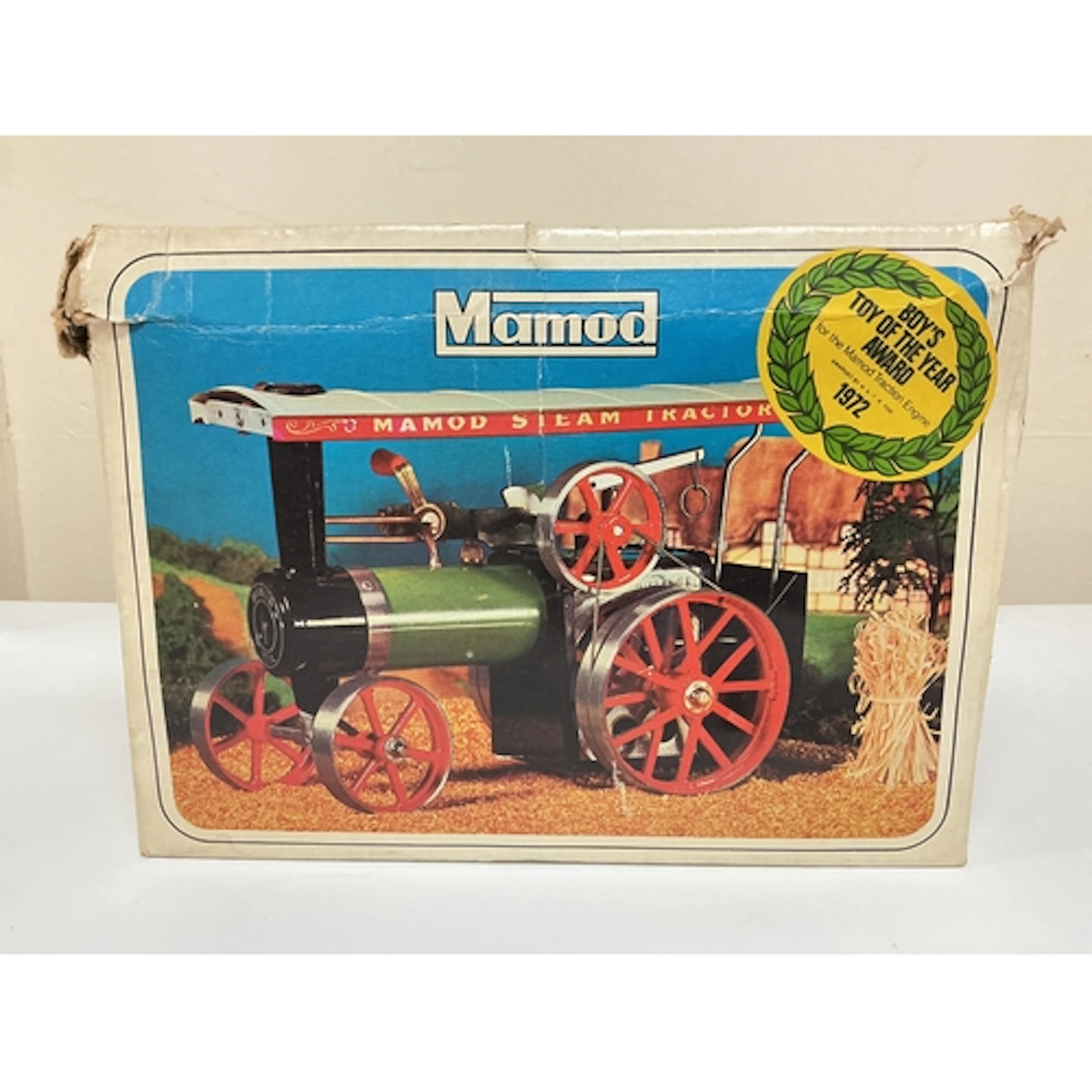 A Boxed Mamod T.E,1a Steam Tractor. No Reserve.