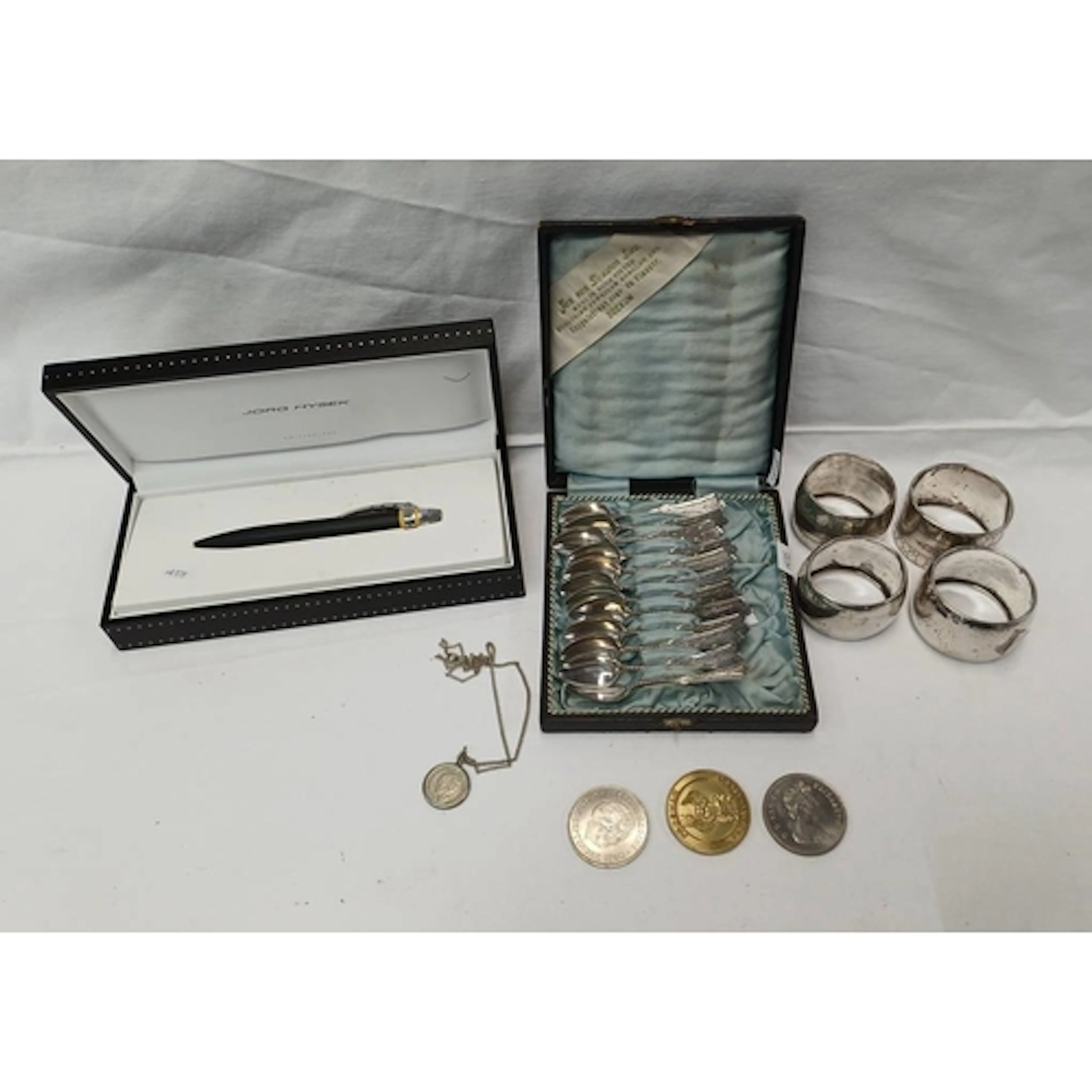 4 CONTINENTAL SILVER NAPKIN RINGS, CASED SET OF 12 CONTINENT...