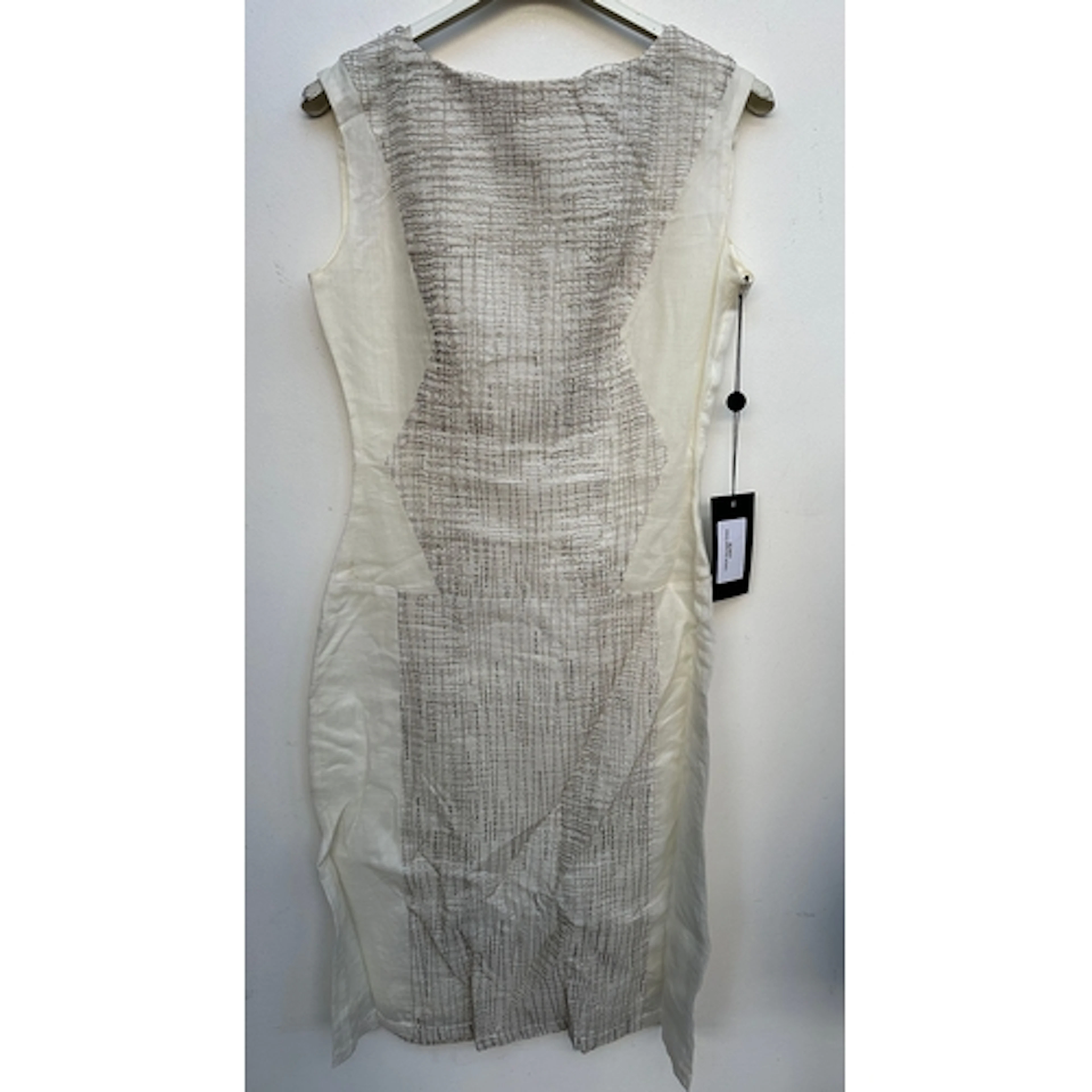 An Andrew Majtenyi, NWT, squiggle dress, size 8 RRP £220