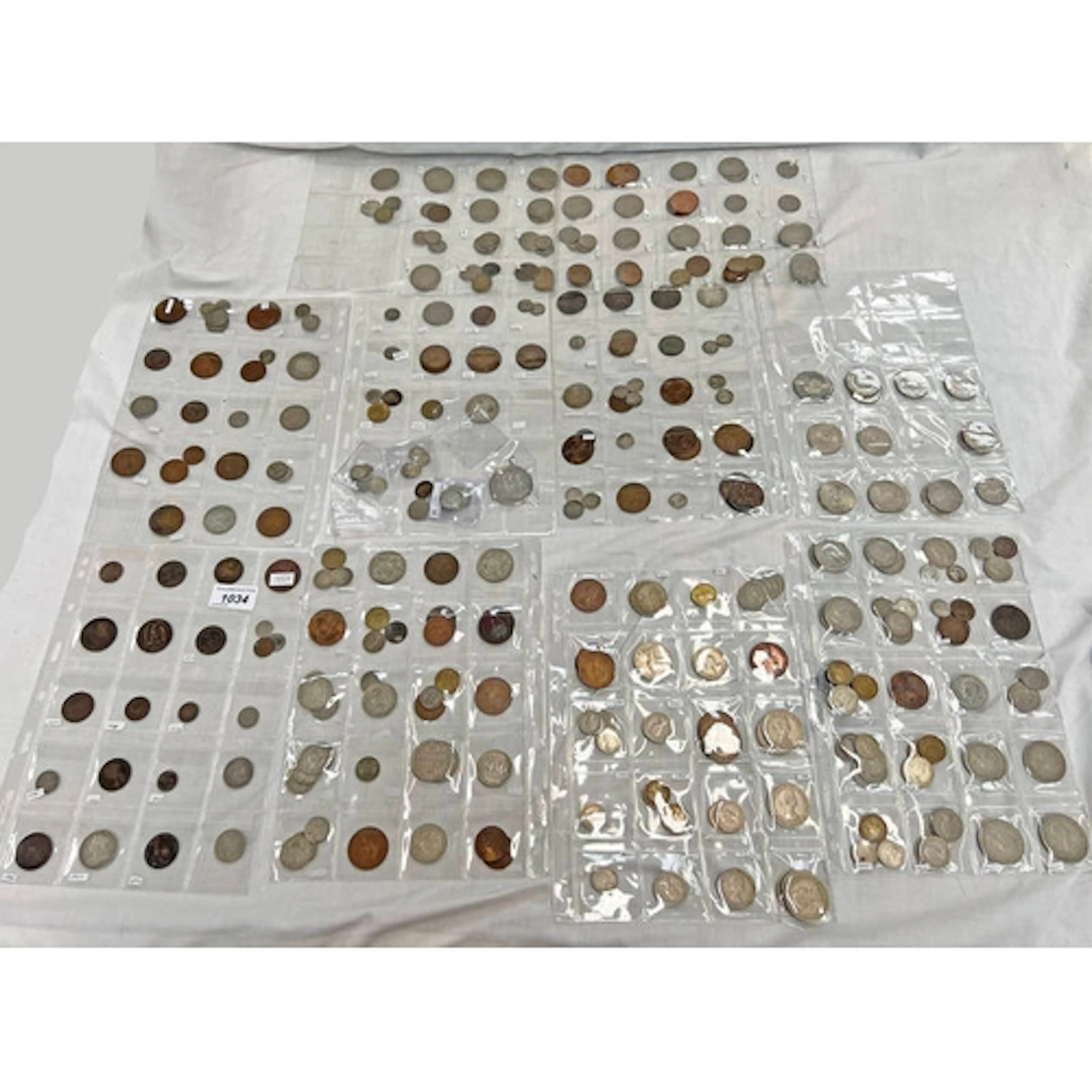 VARIOUS WORLD COINAGE TO INCLUDE 1891 SILVER CROWN MOUNTED A...
