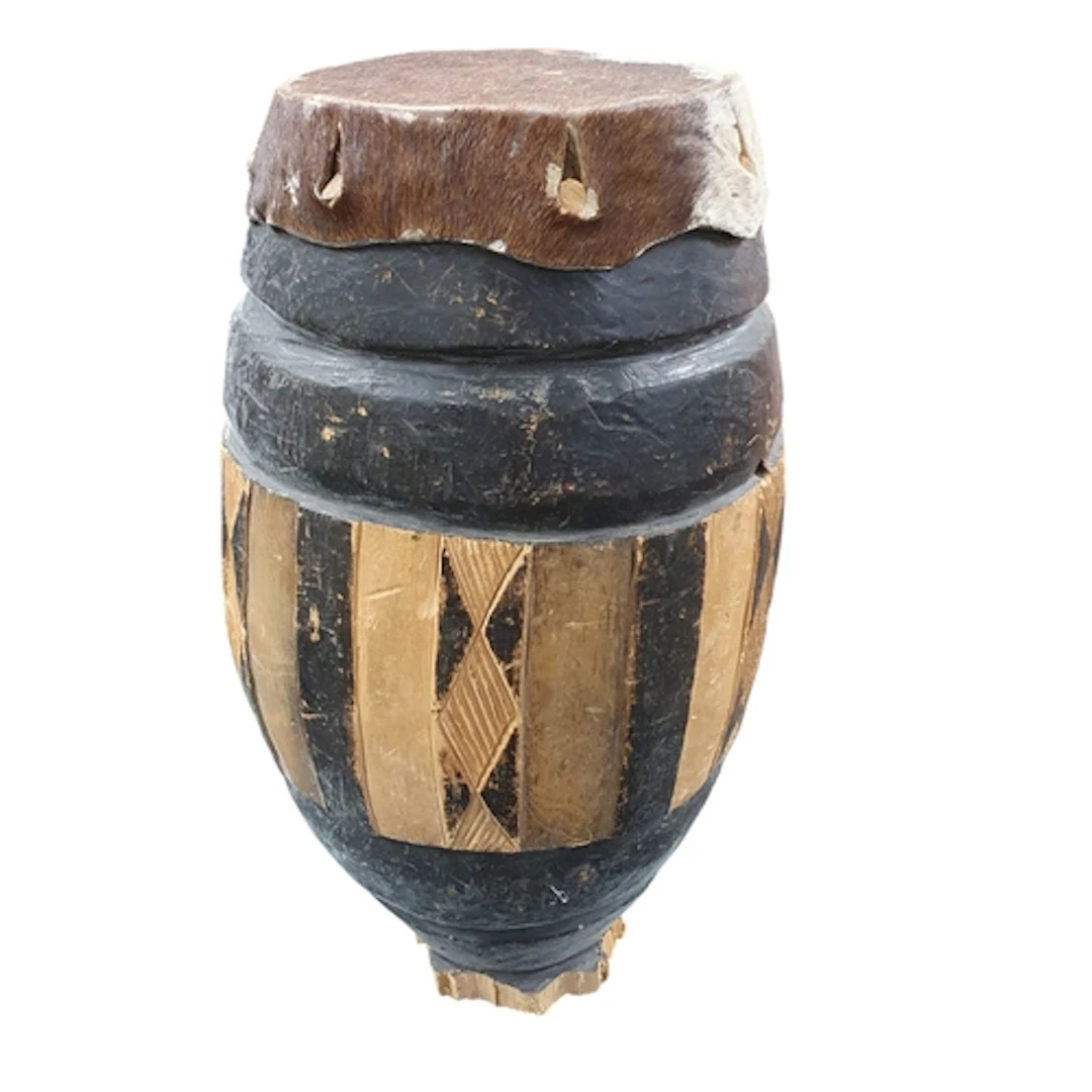 An African Drum. H 40 cm approx.