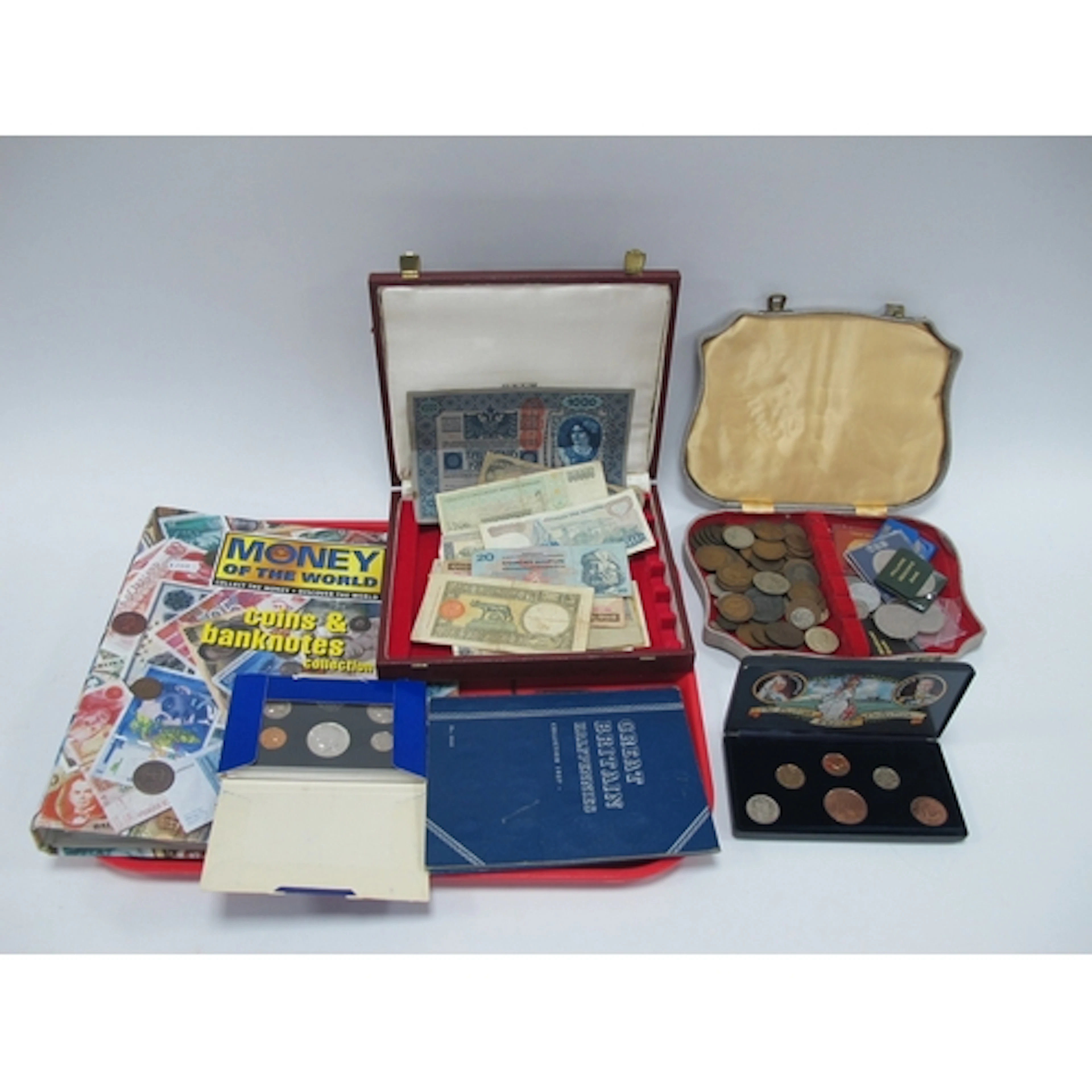 Coins and Banknotes, including mixed British and world coina...