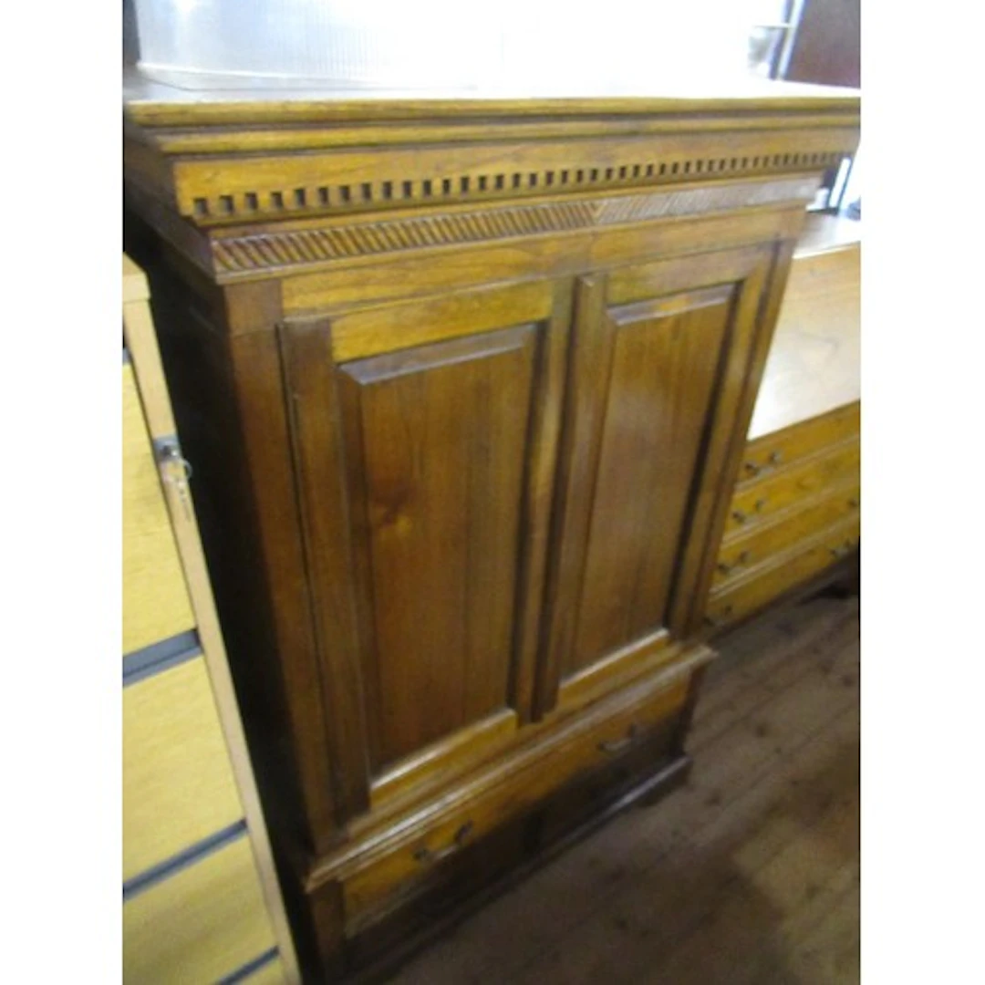An oak TV cabinet width 38ins height 57ins