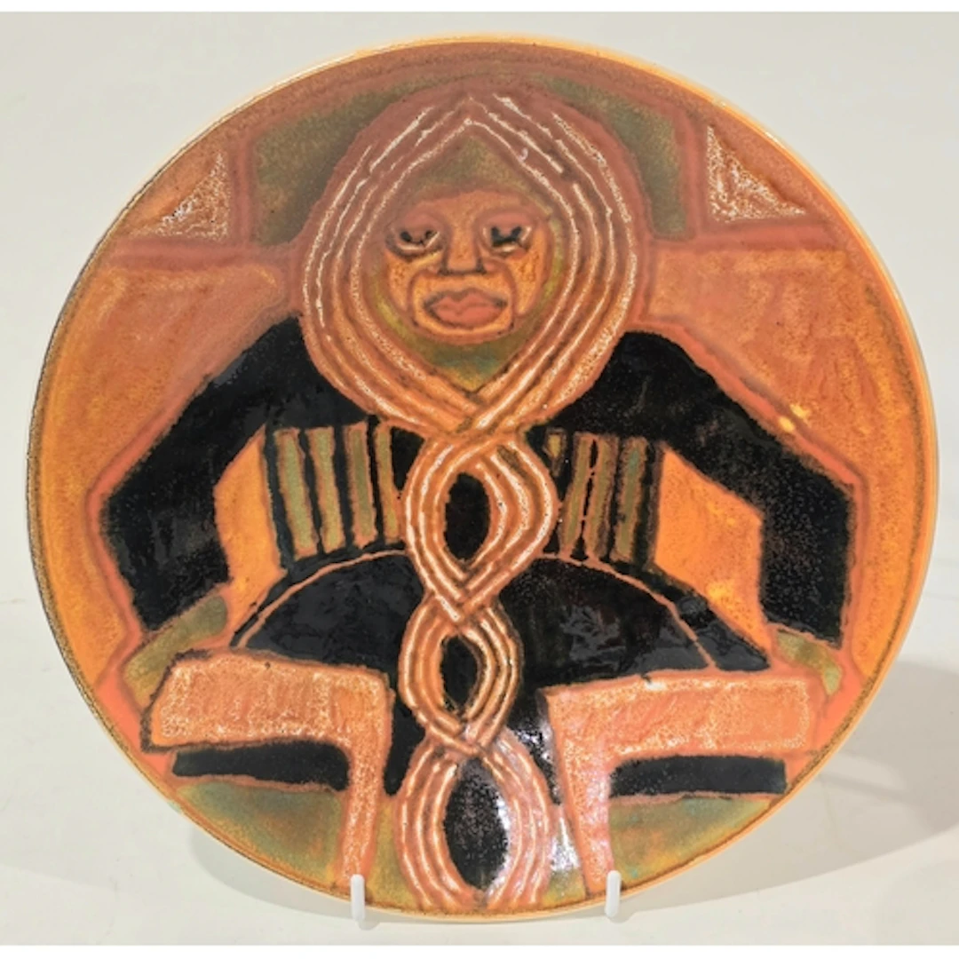 Poole Pottery studio 10" plate. mark 46, 1964-66.