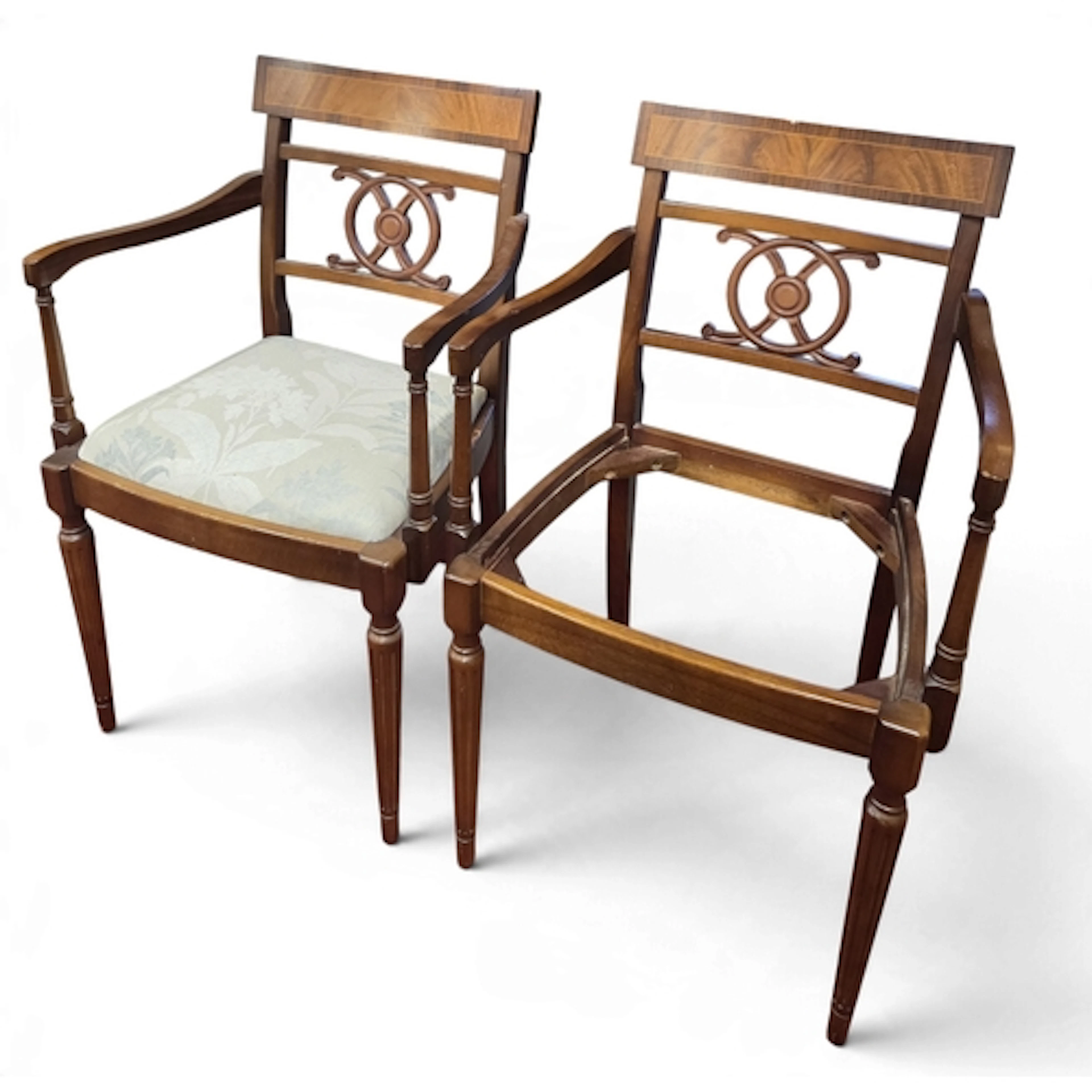 A really nice pair of Carvers unfortunately one missing a se...