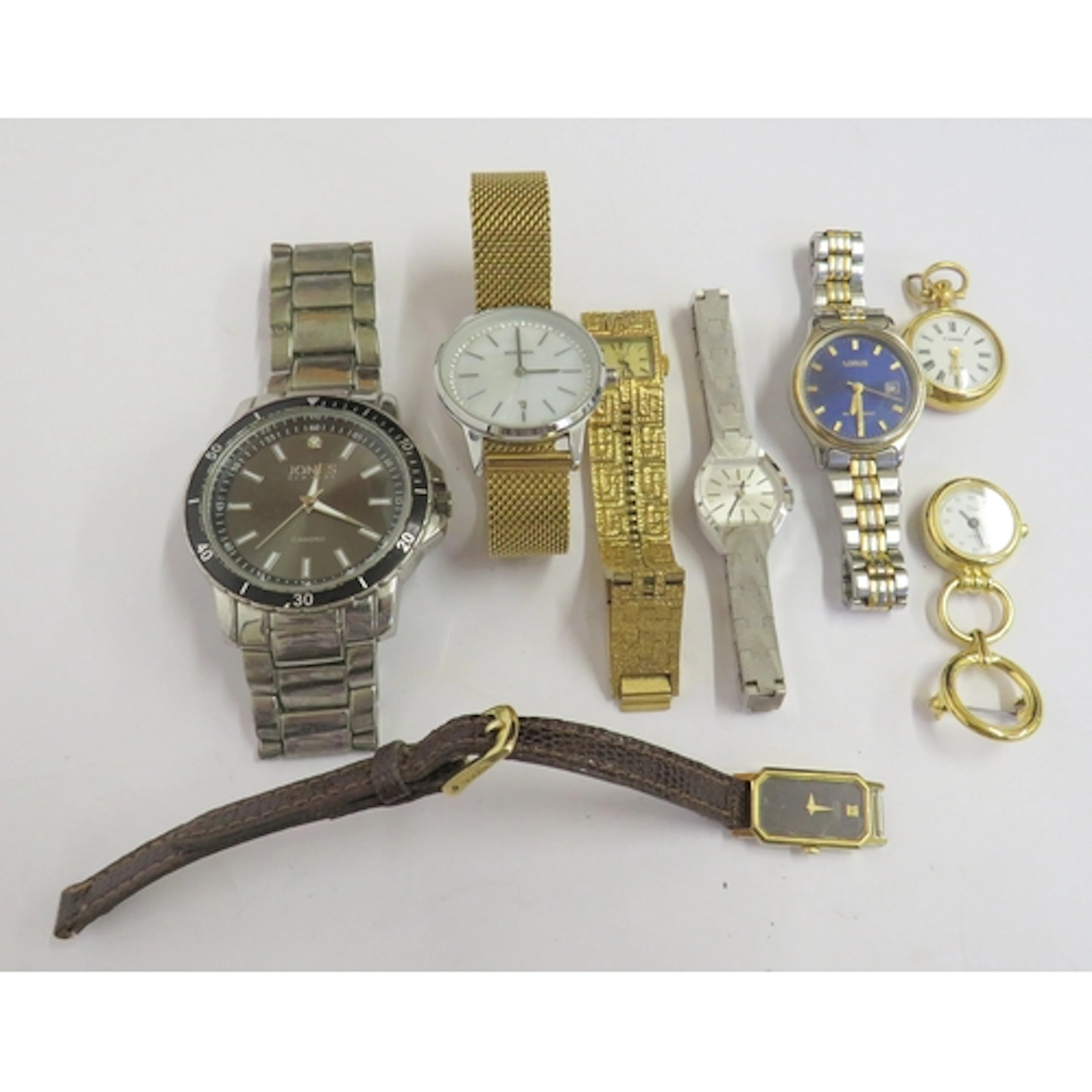 Wristwatches oversized Gents Baton markers, sweep second han...