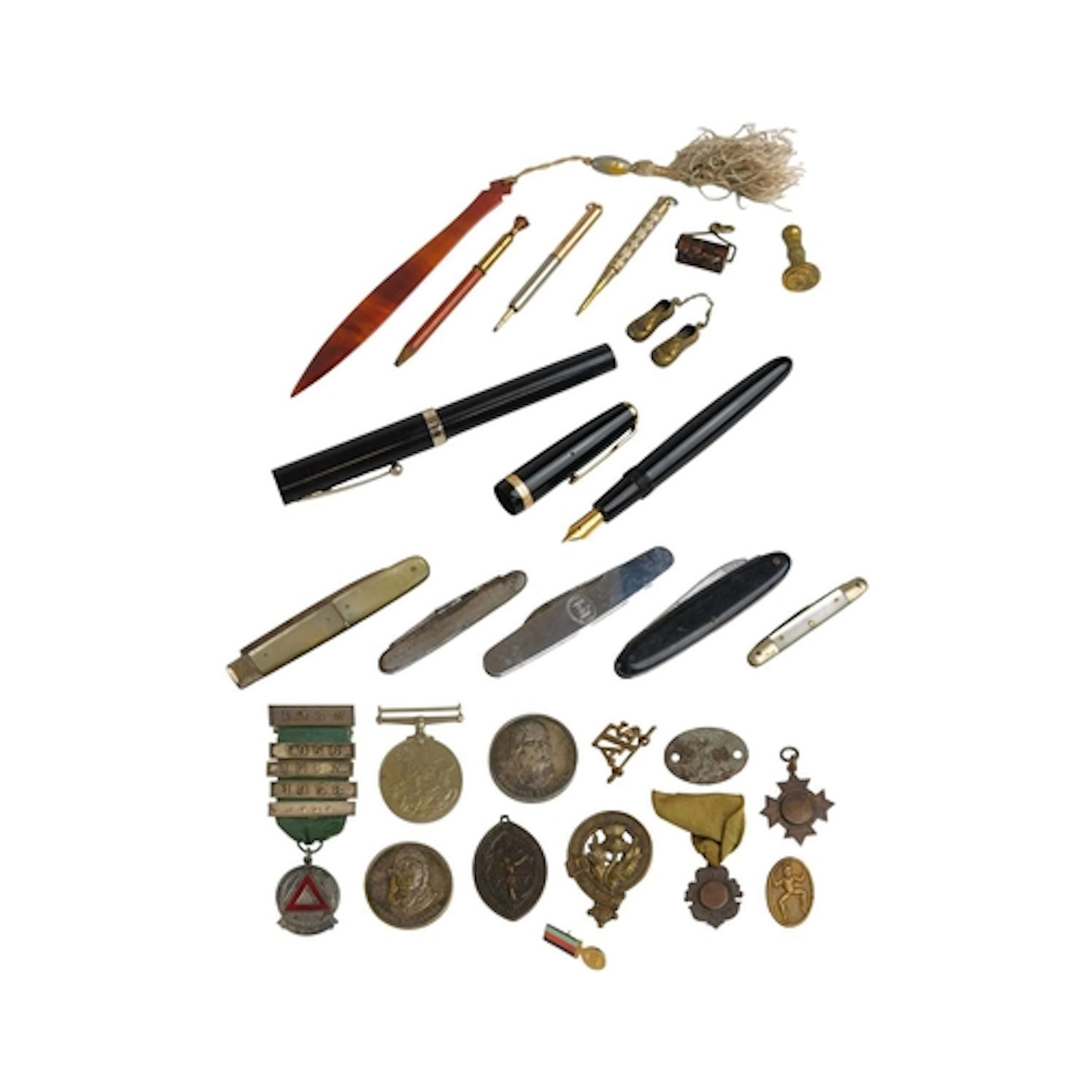 A Georgian silver and mother-of-pearl folding fruit knife. T...
