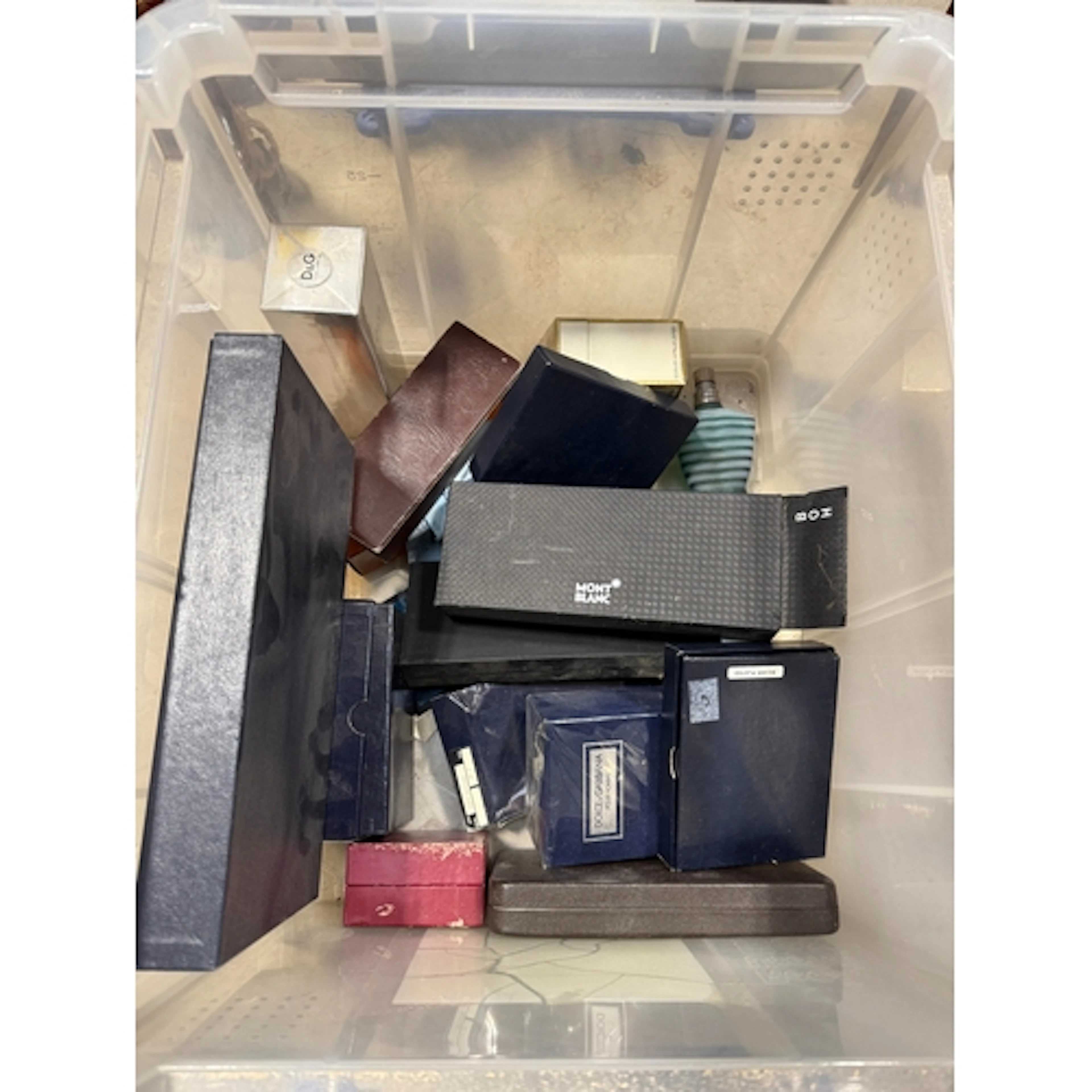 A GROUP OF DESIGNER ITEMS TO INCLUDE HERMES PERFUME, MONTBLA...