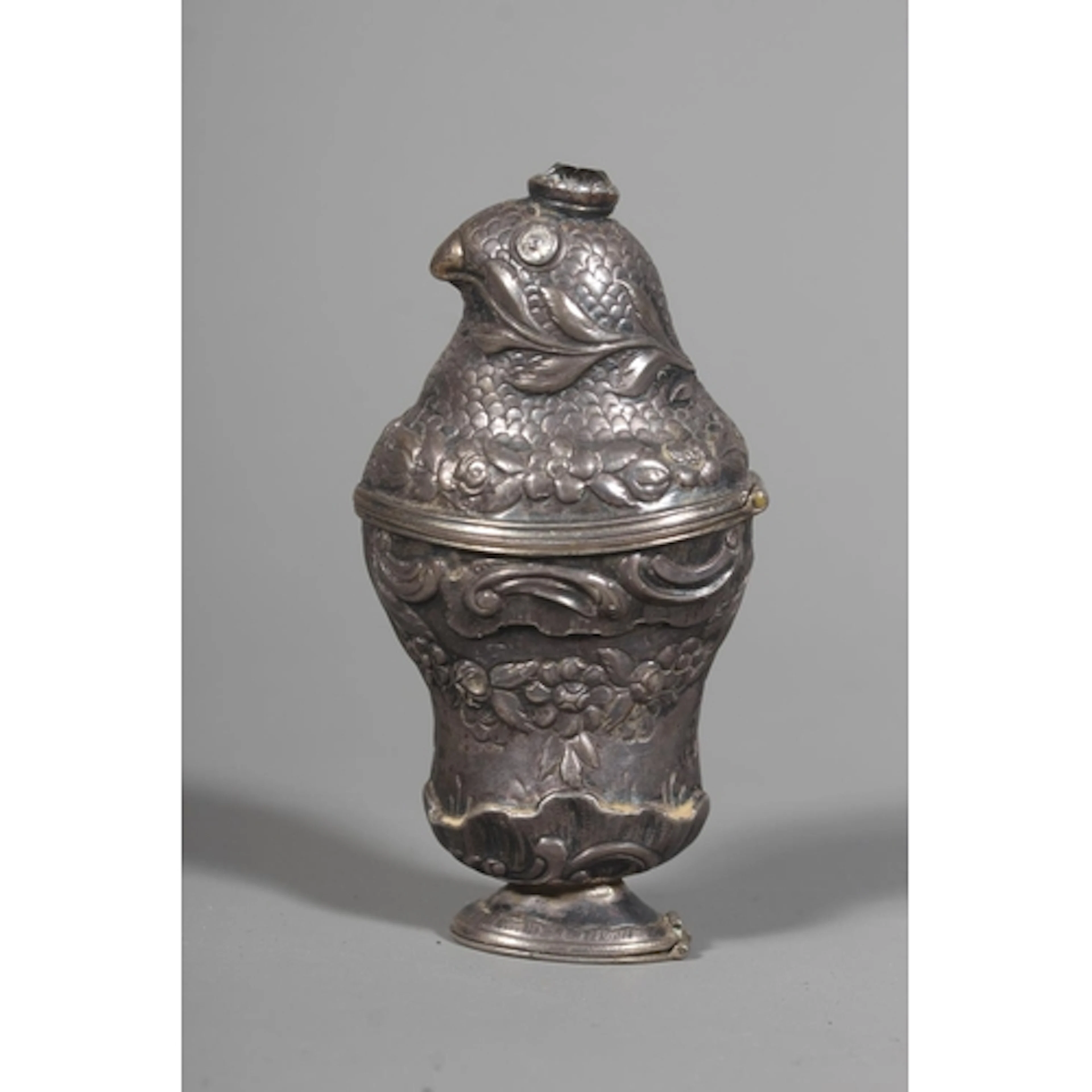 Antique unmarked white metal vinaigrette box in the form of ...