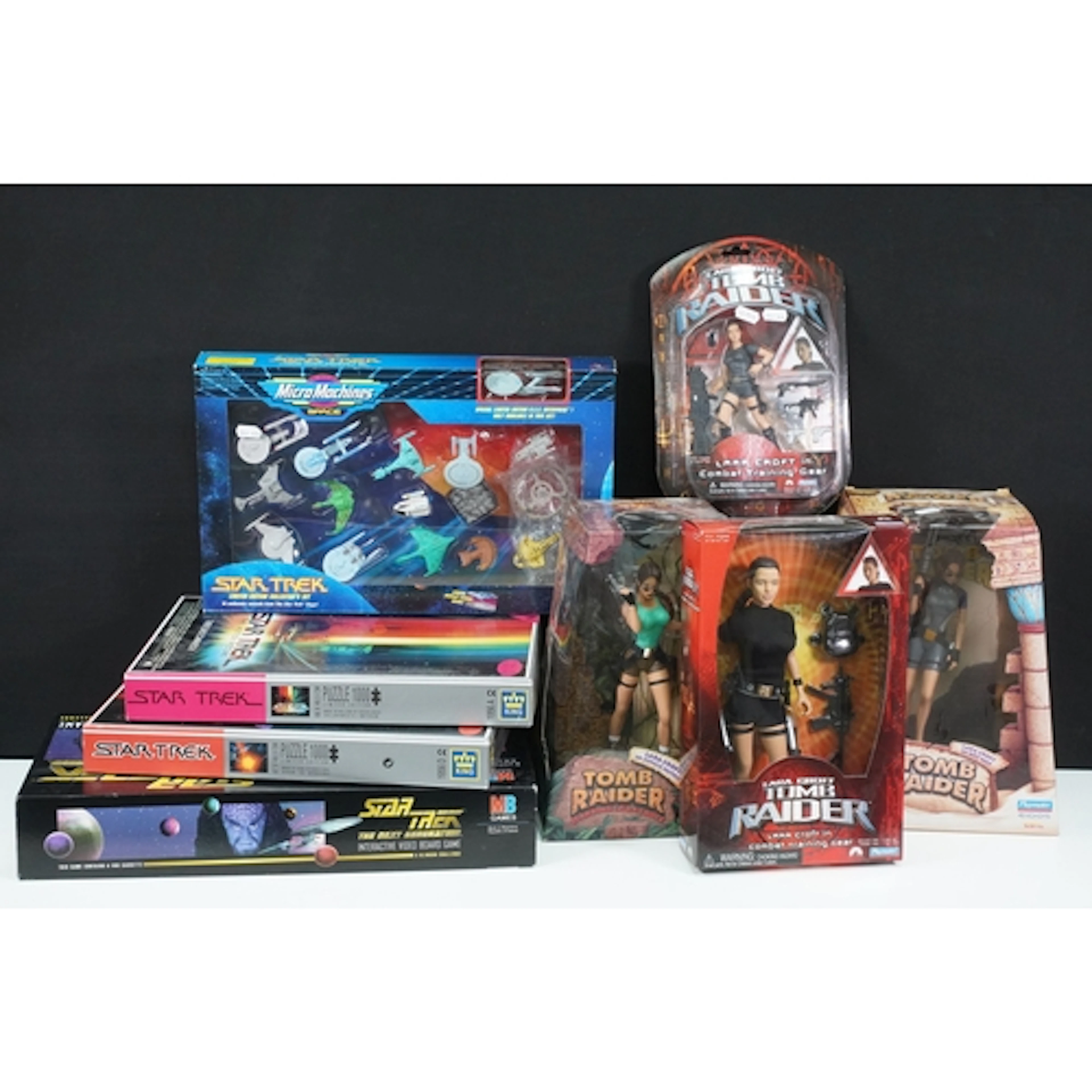 Collection of mixed toys to include a boxed Micro Machines S...