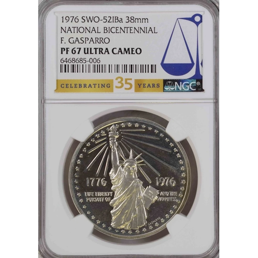 1976 U.S.A. National Bicentennial silver proof medallion (38...