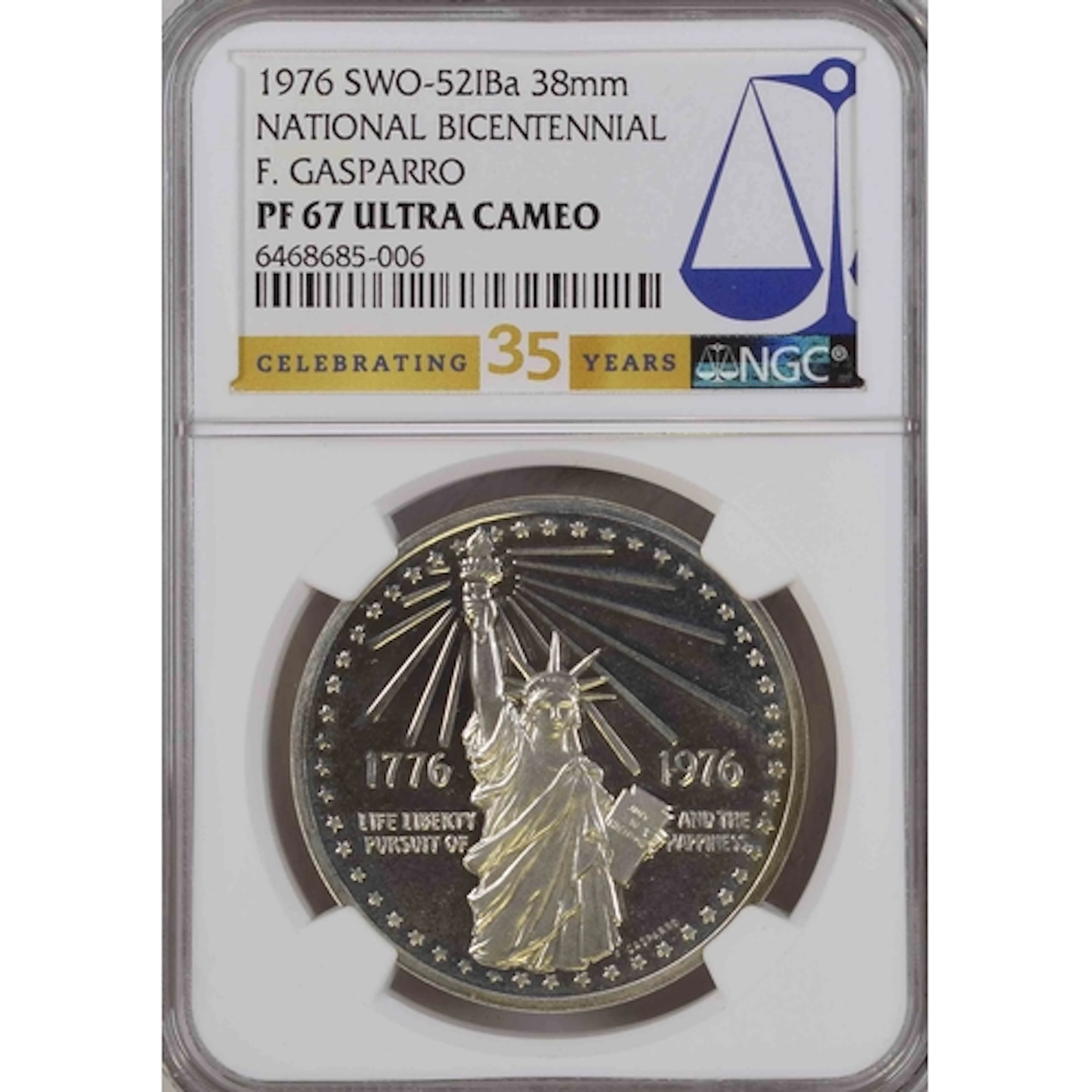 1976 U.S.A. National Bicentennial silver proof medallion (38...