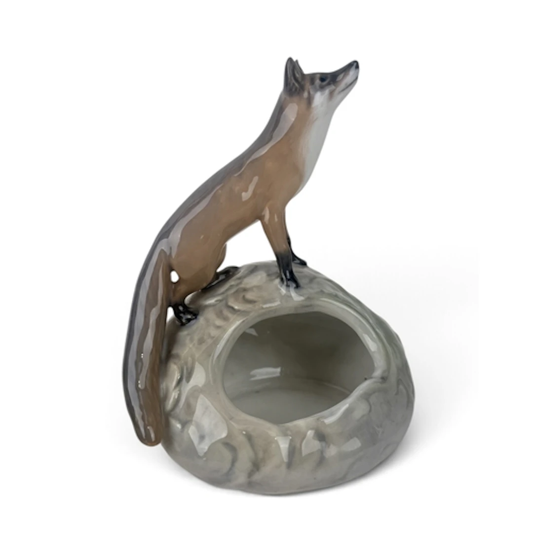 A ROYAL COPENHAGEN FOX 15cm H
