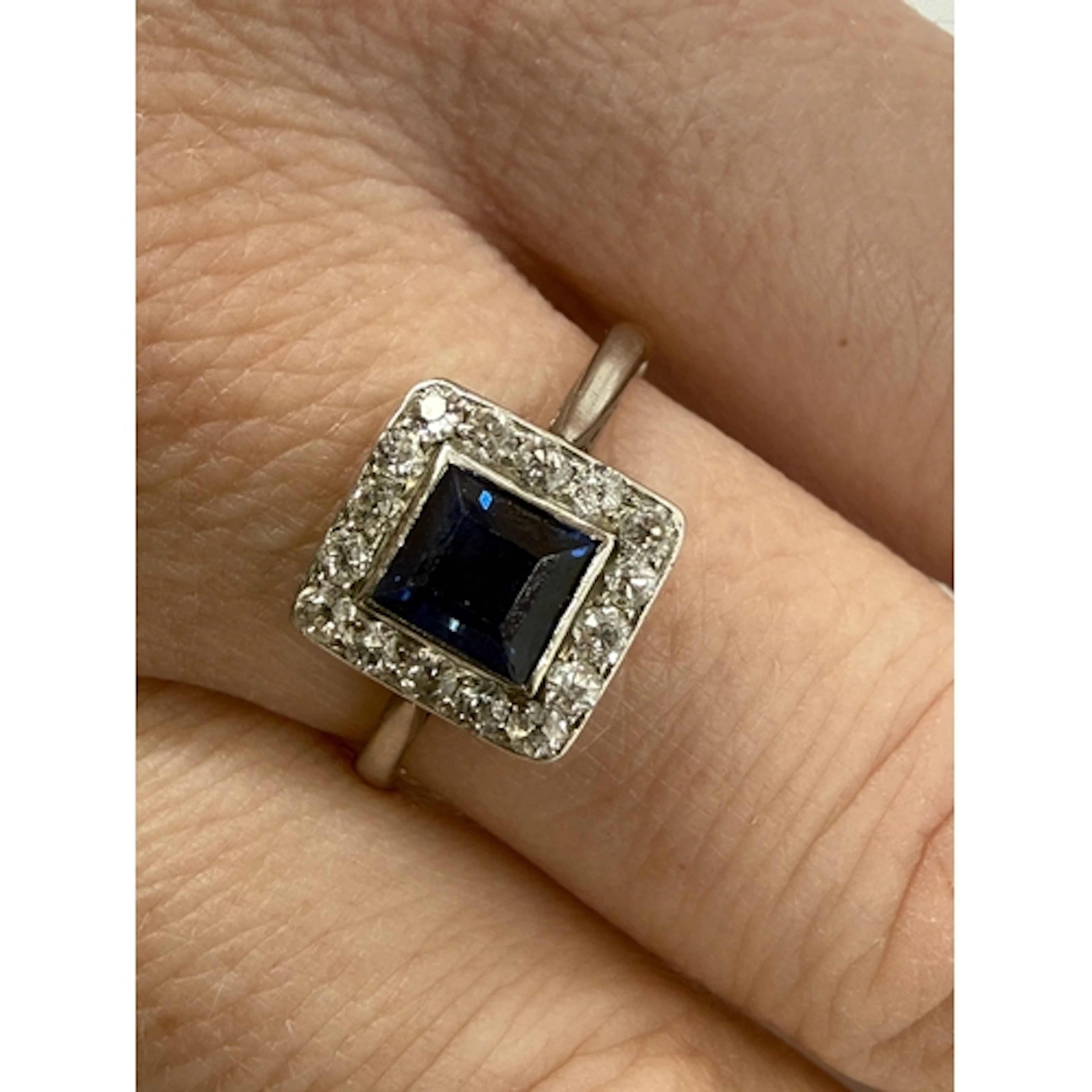 R.M.S. Titanic: R.M.S. Titanic: Unique engagement ring give...