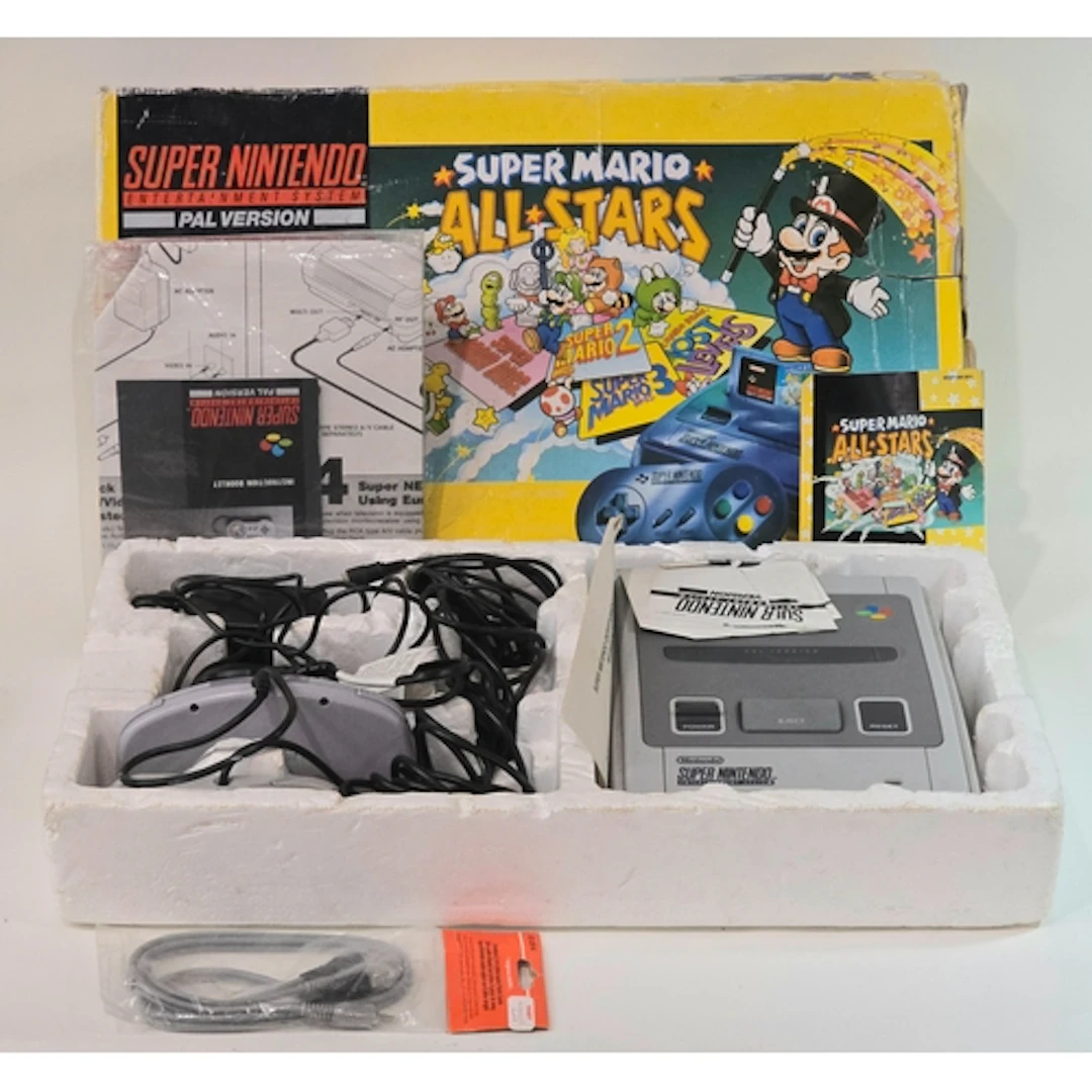 Vintage Super Nintendo Entertainment System (SNES) Super Mar...