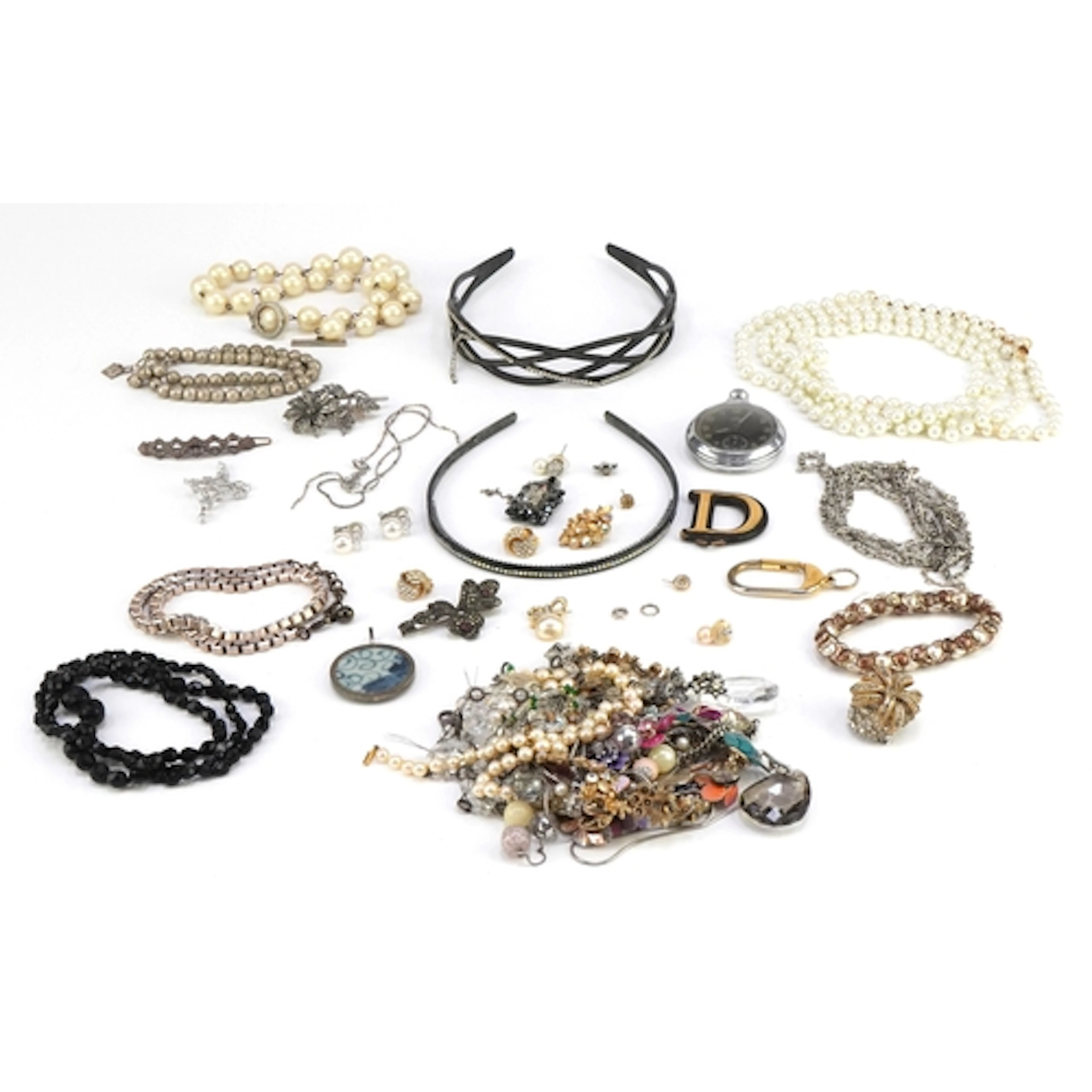 Vintage and later jewellery including a silver mounted Chine...