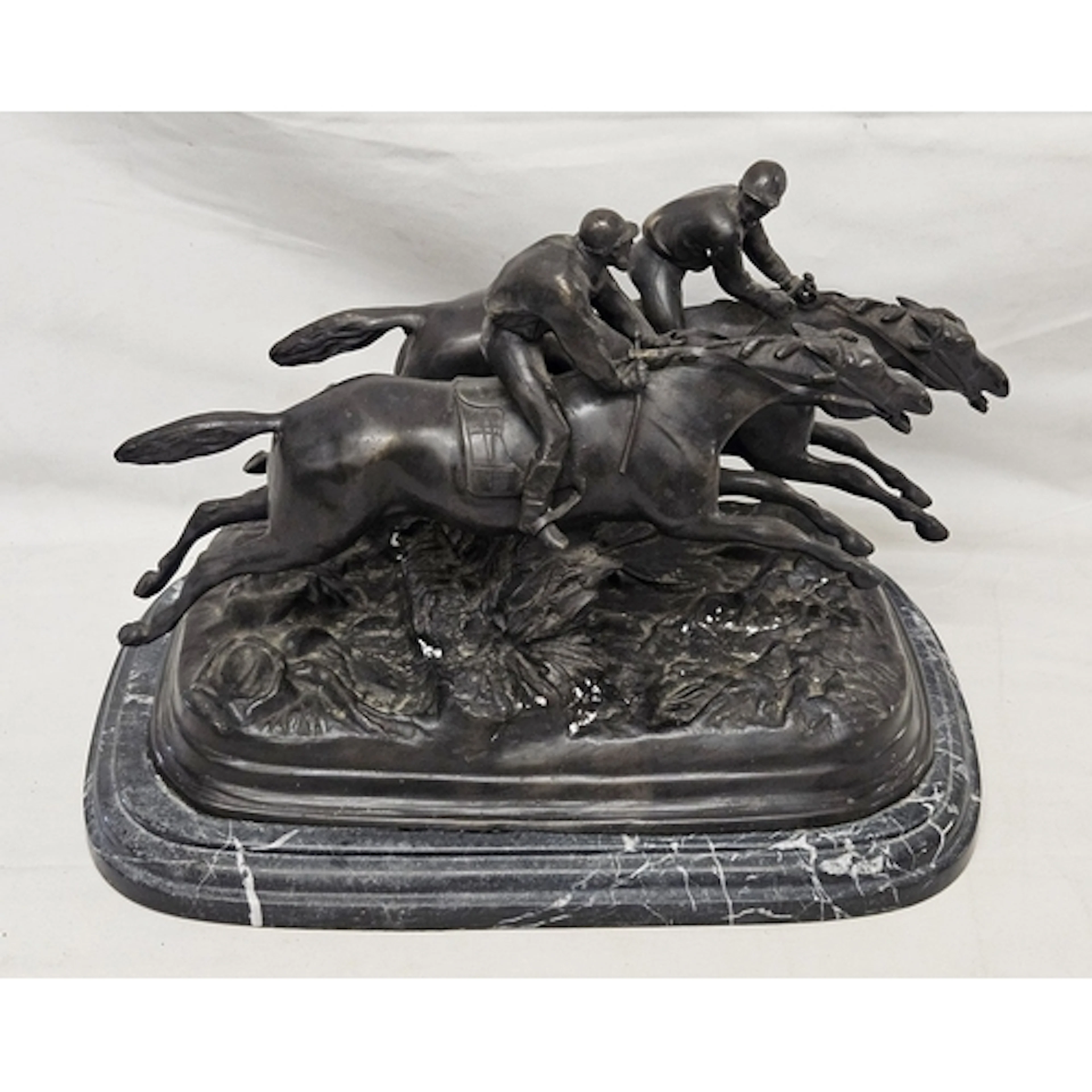 Late C19th Bronze by Paul Louis Enile entitled 'L'ouiseau Ro...