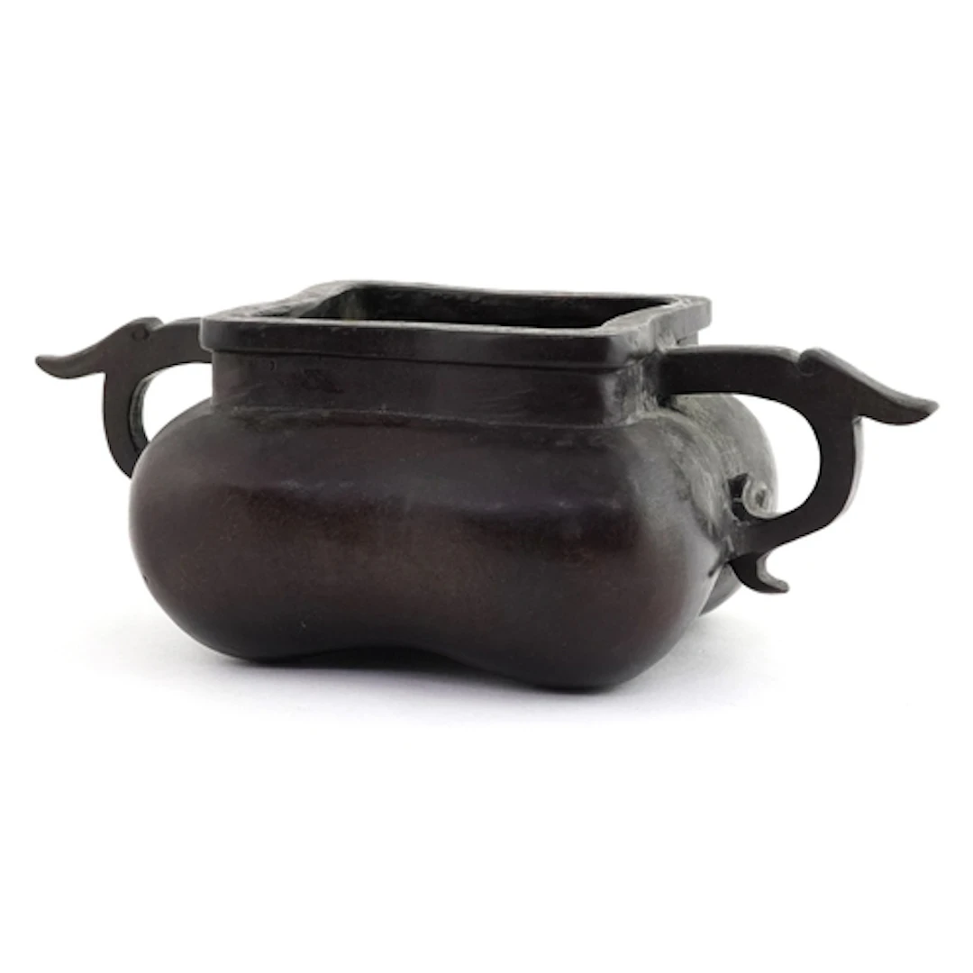 Chinese patinated bronze censer with twin handles, 7cm high ...