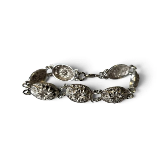 An antique Silver Bracelet.