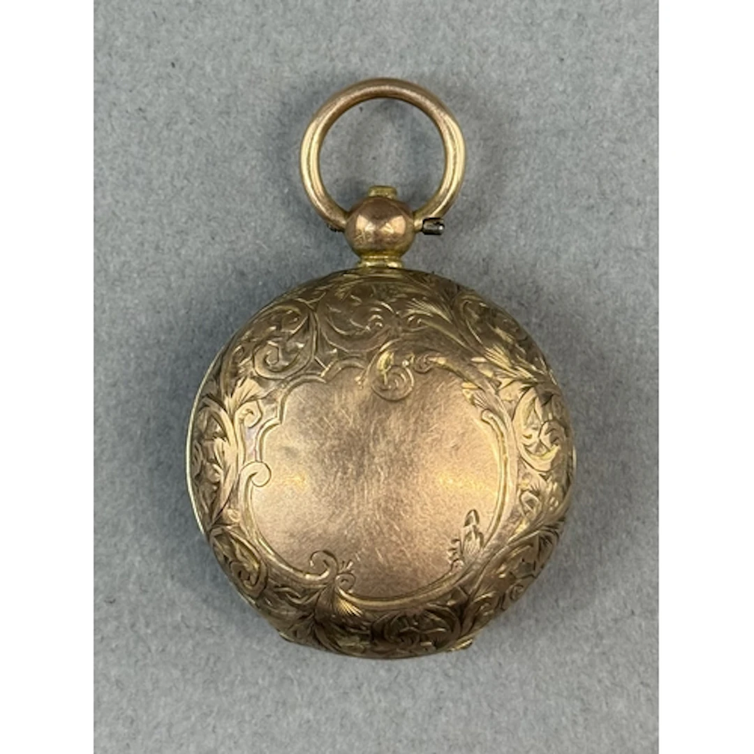 Decorative Arts: a 9ct gold single sovereign case by Rolason...