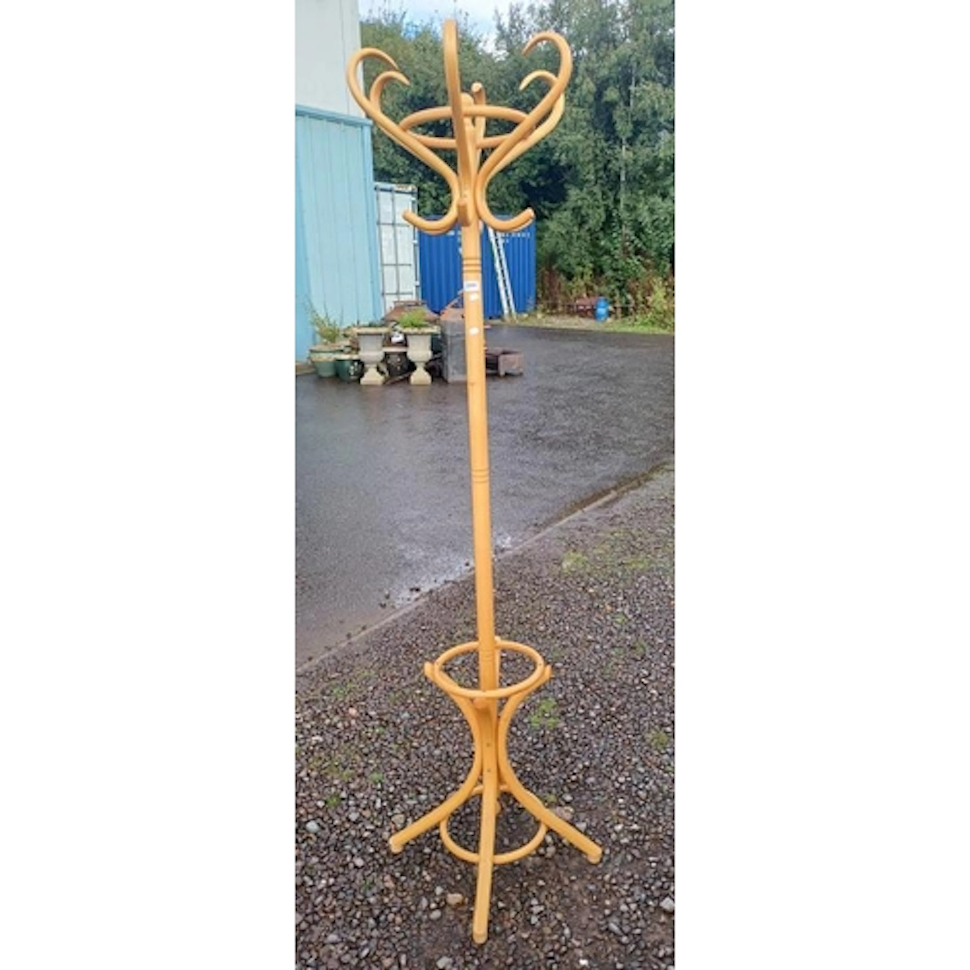 BENTWOOD HAT TREE