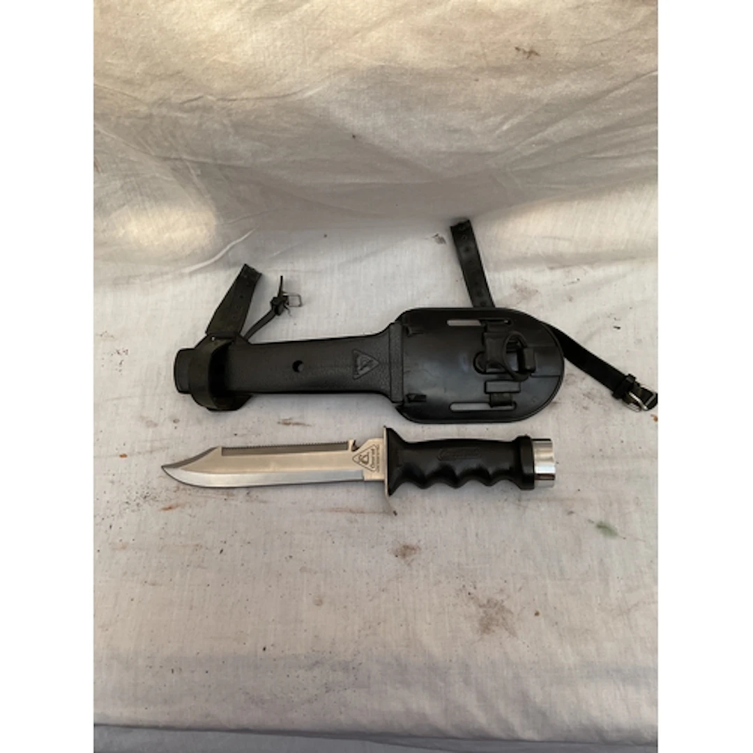 Cressi-Sub divers knife.