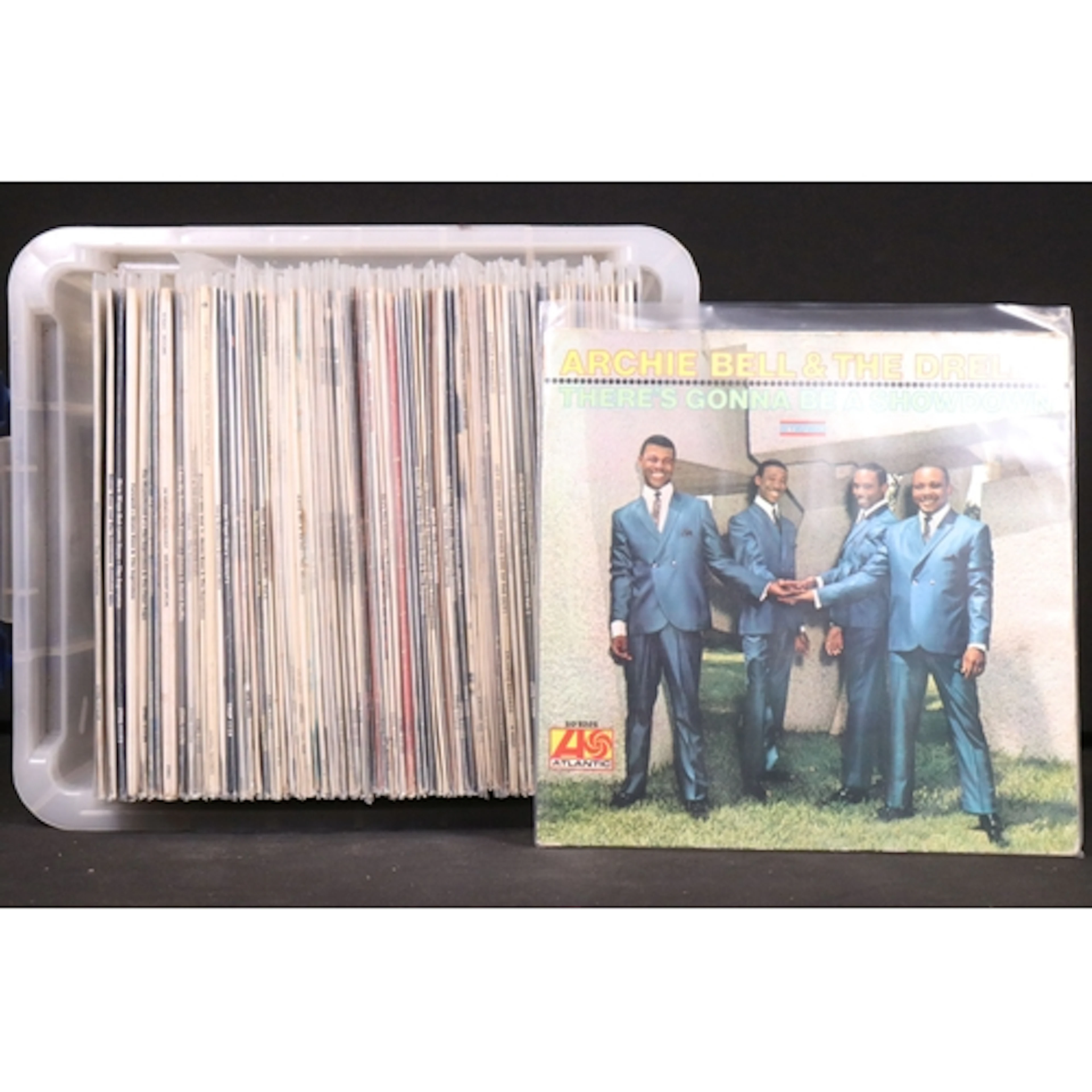 Vinyl - Over 80 Soul LPs featuring many Motown and US pressi...