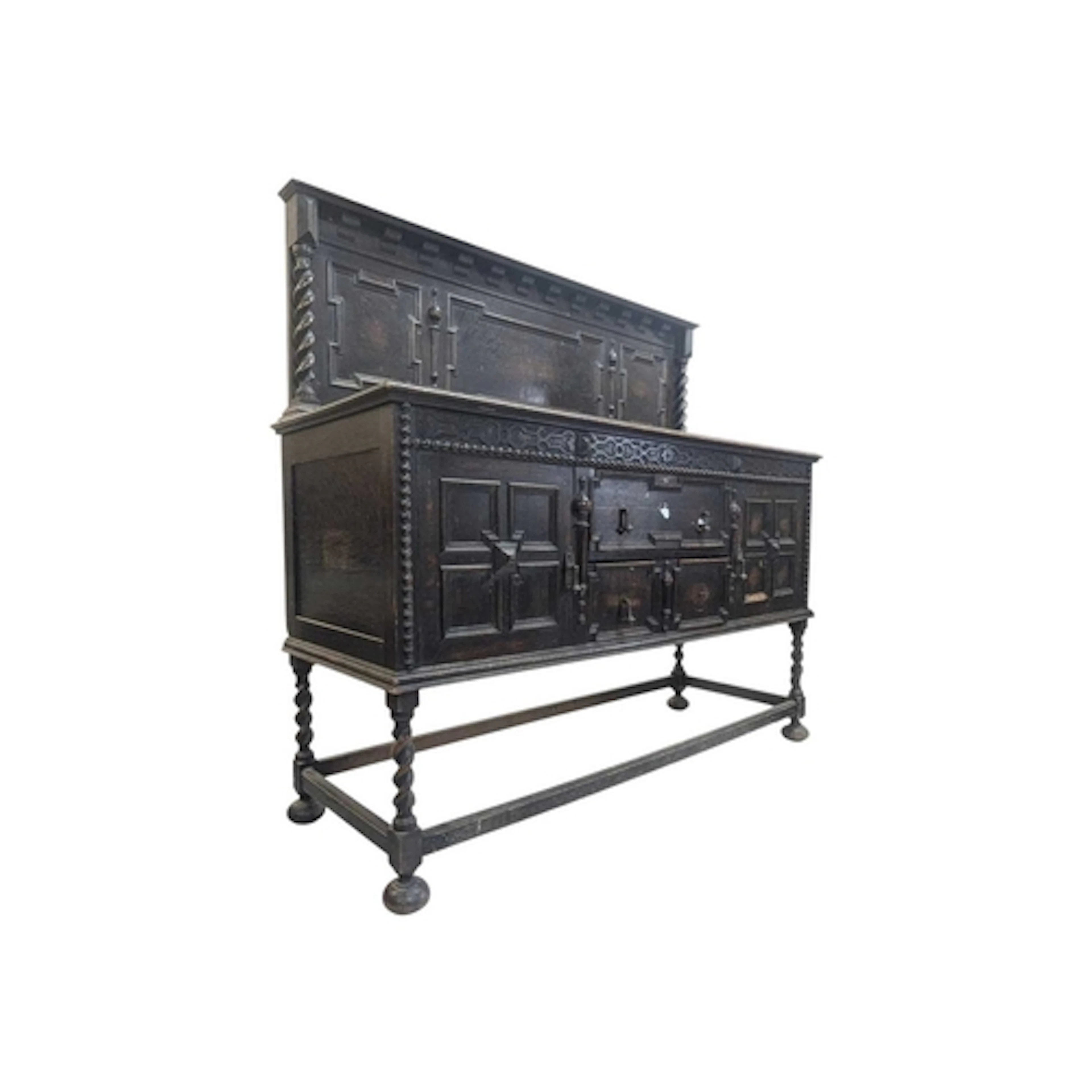 An early 20th century circa 1920s Jacobean Revival oak galle...