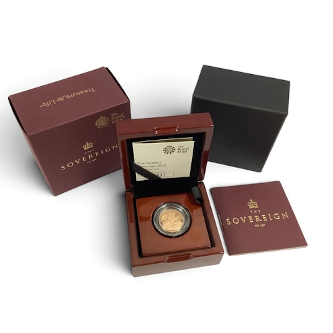 2018 Royal Mint Gold Proof Piedfort Sovereign, cased with a ...