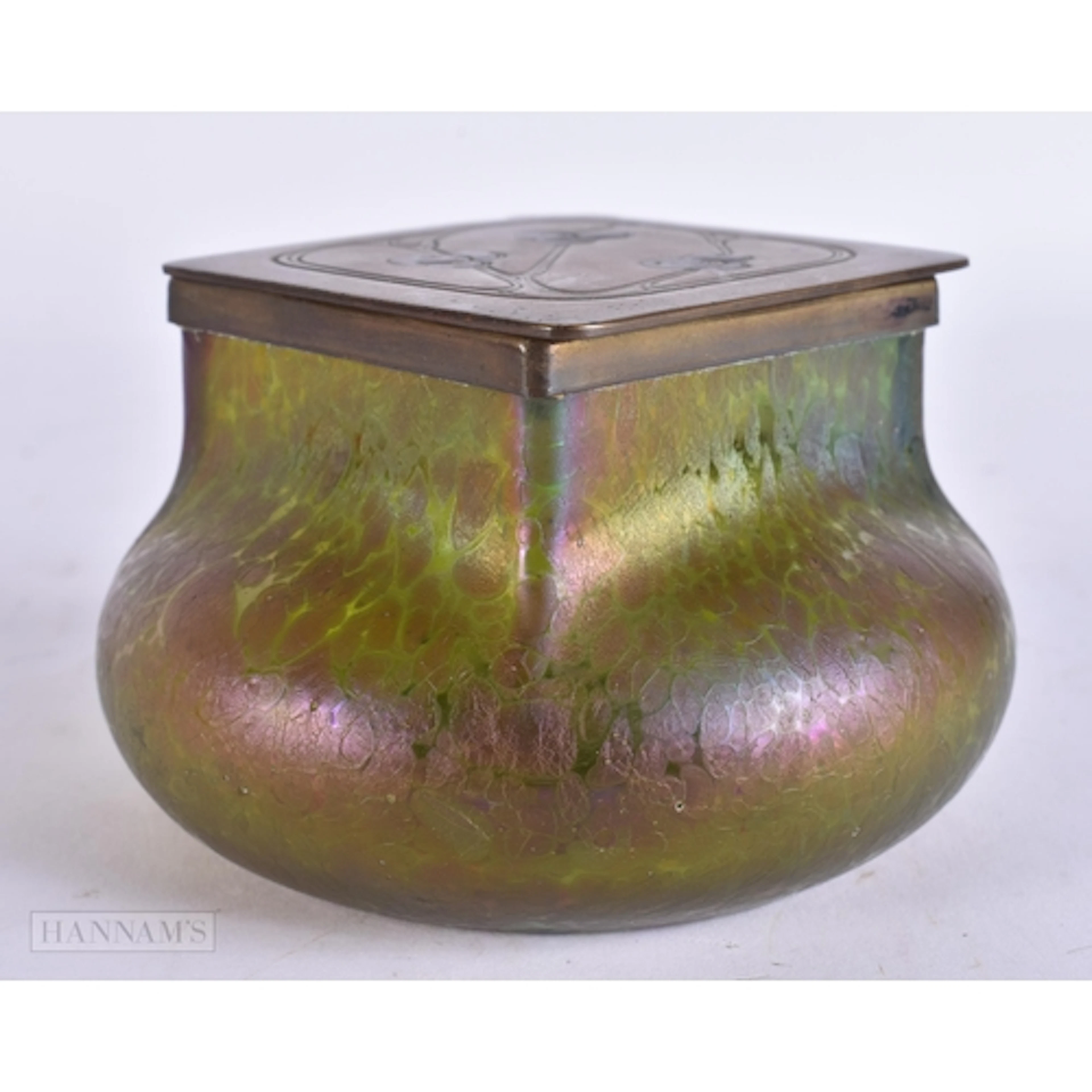 A STYLISH AUSTRIAN SECESSIONIST MOVEMENT IRIDESCENT LOETZ GL...