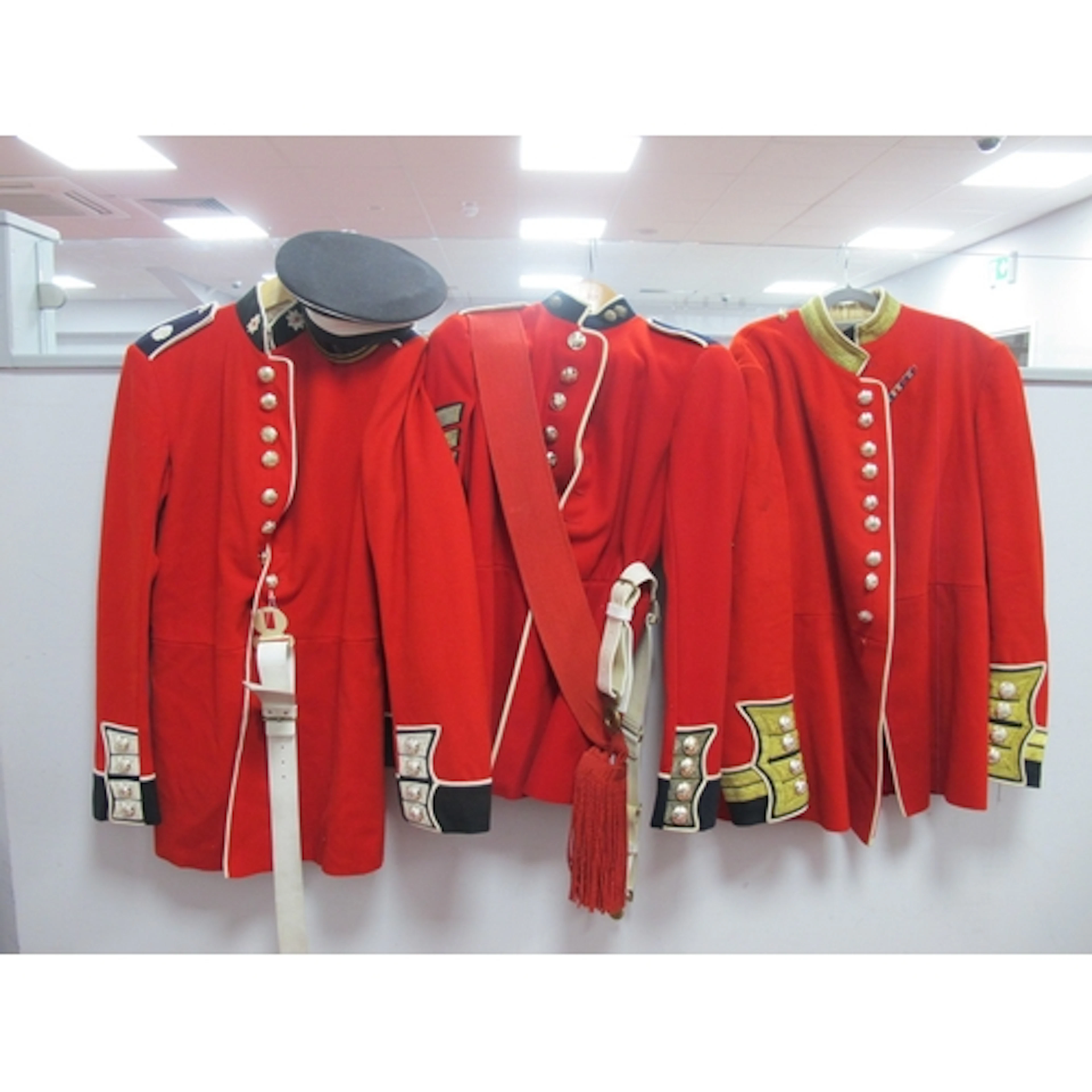 British Army Uniform Coldstream Guards Ceremonial tunic, tro...