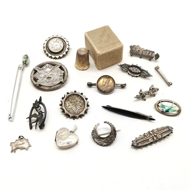 Qty of mostly antique silver jewellery inc brooches (crescen...