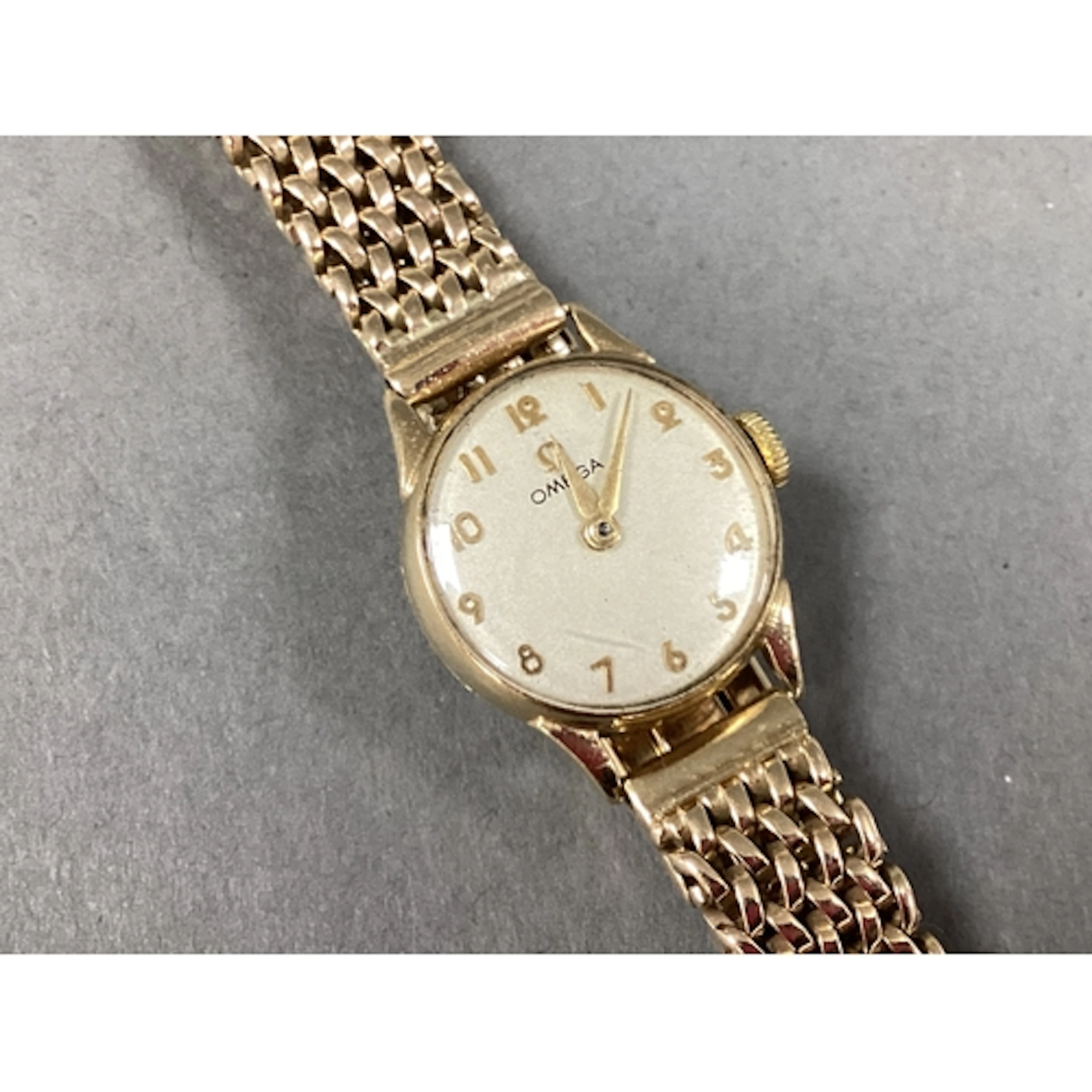 Omega; A 9ct Gold Cased Ladies Wristwatch, the signed circul...