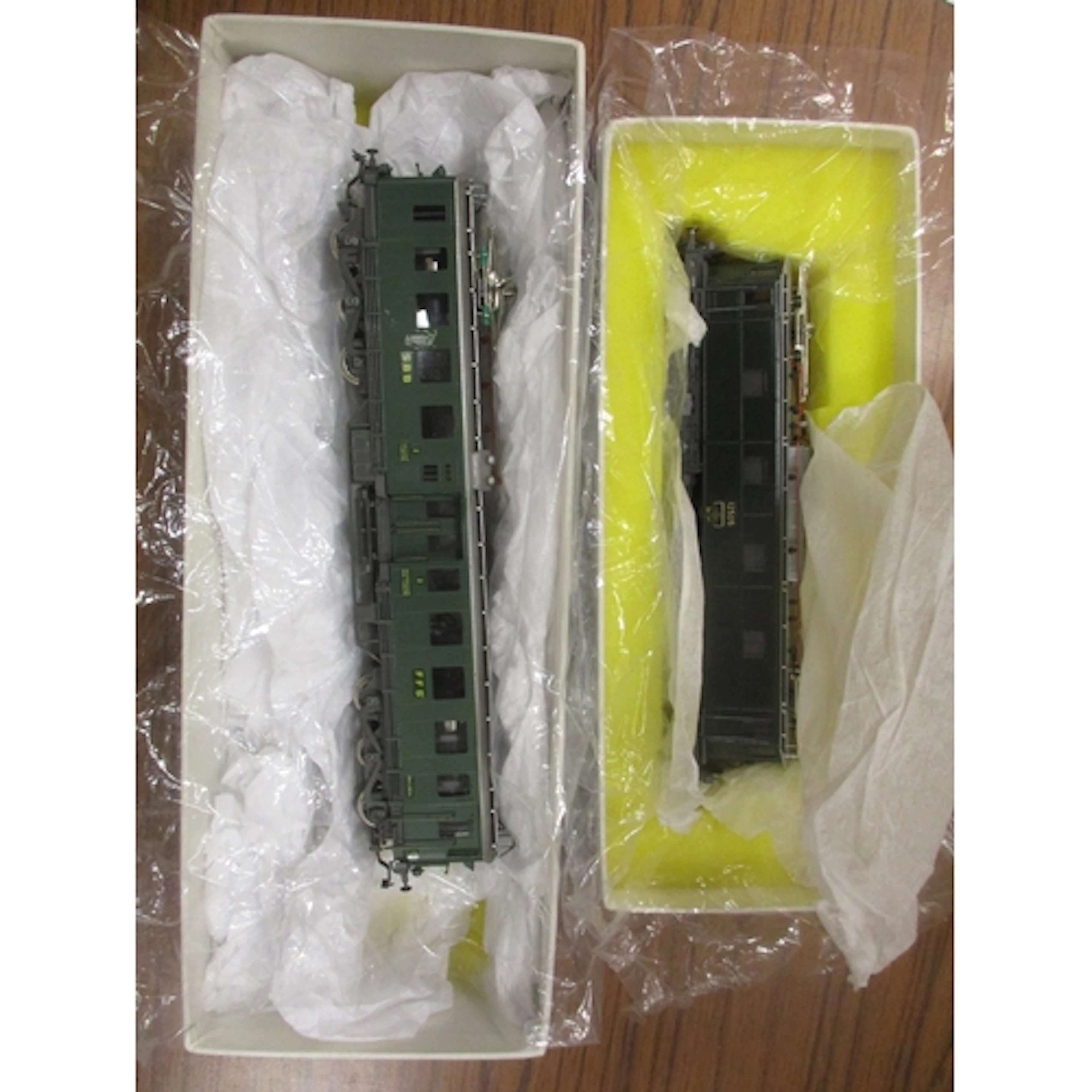 Fulgurex. Pair of HO gauge overhead electric locomotives, ex...