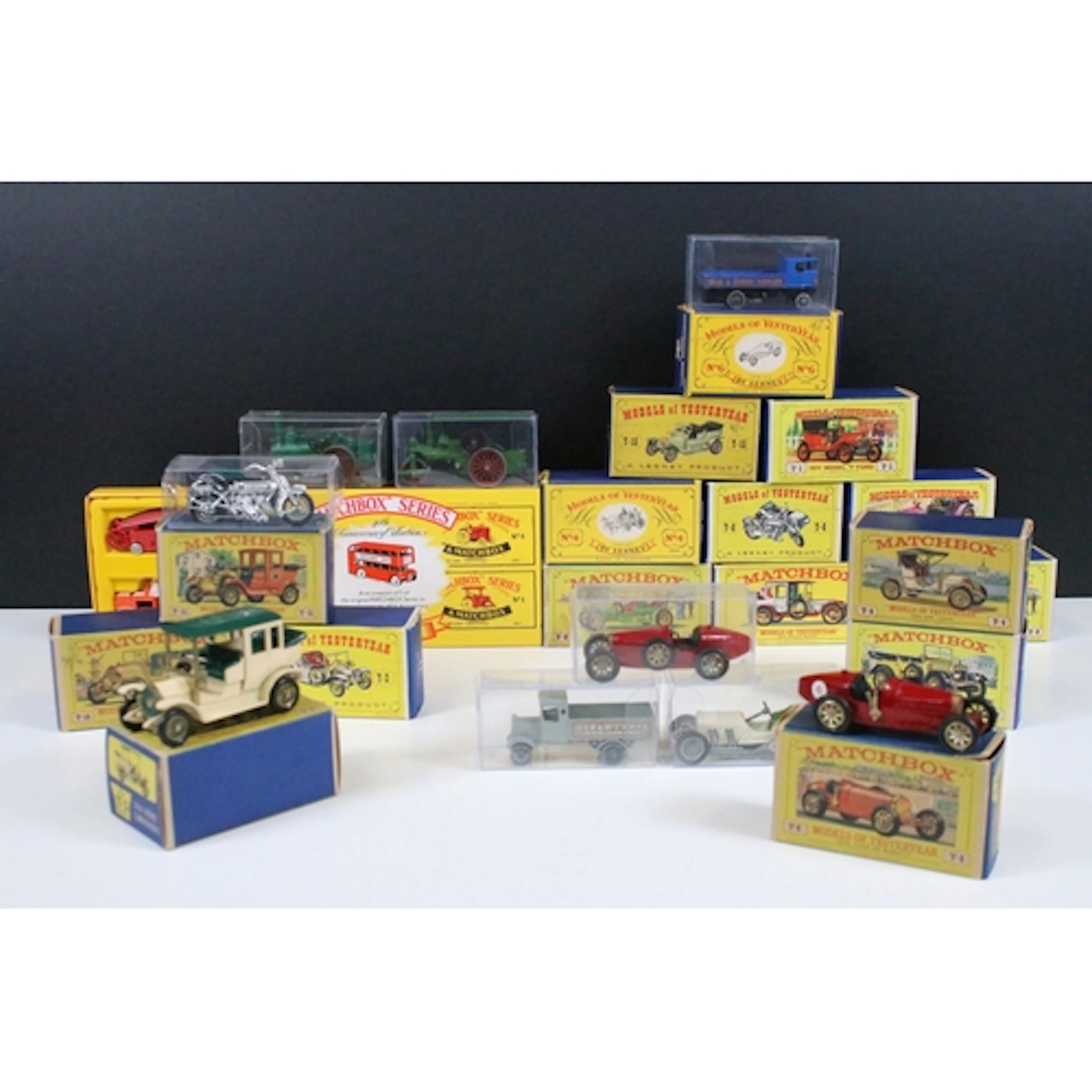 23 Boxed / unboxed Matchbox Models Of Yesteryear diecast mod...