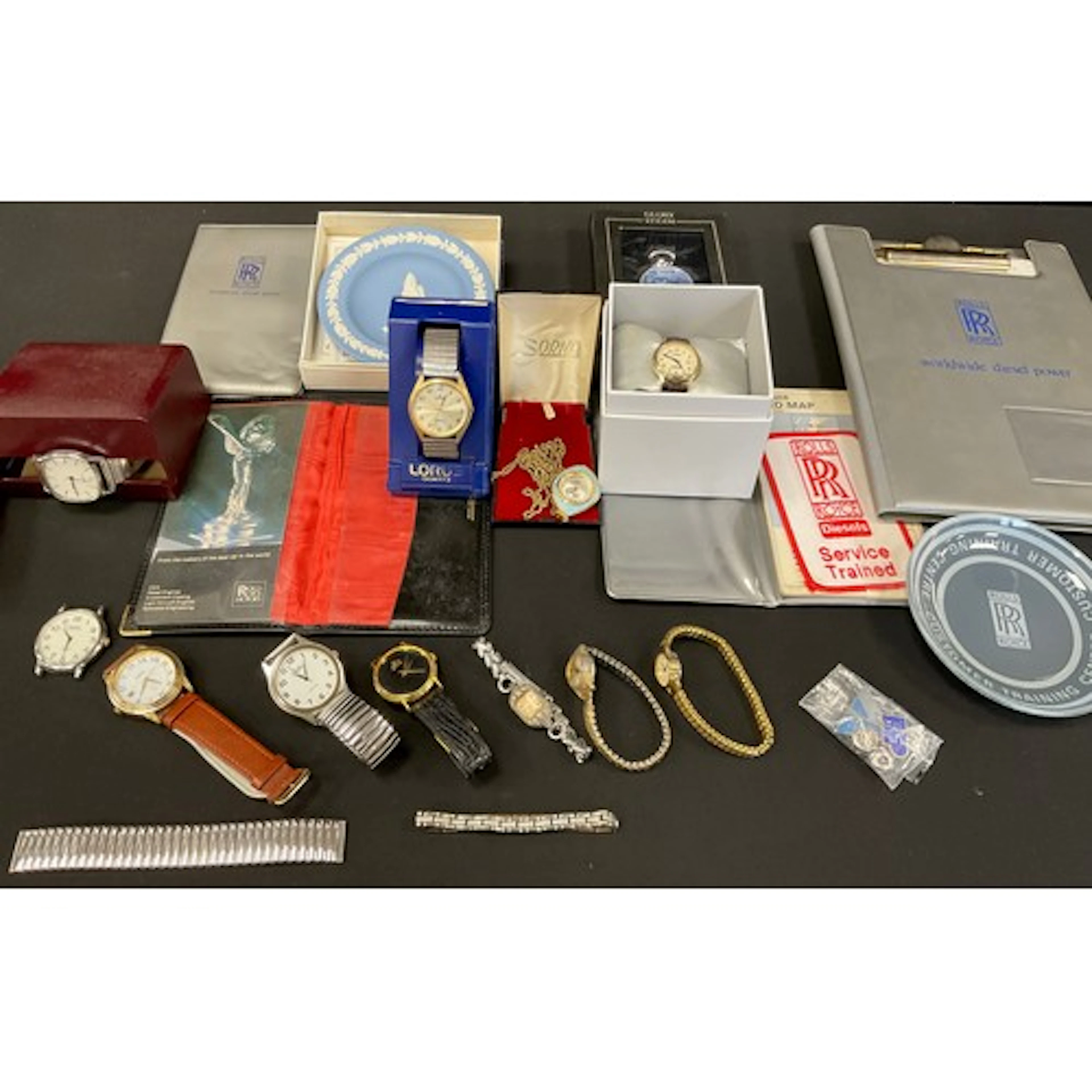 Rolls Royce interest - Tie pins and badges, others BFP, etc,...